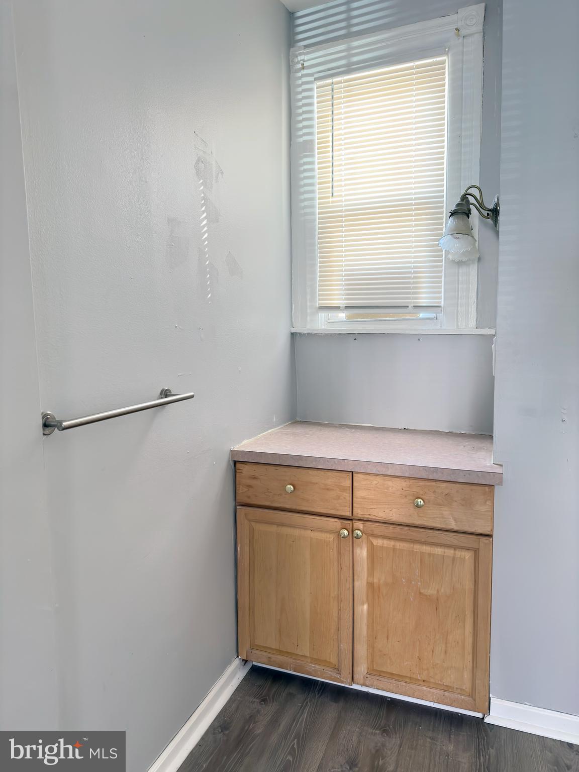 WHITMAN - Residential