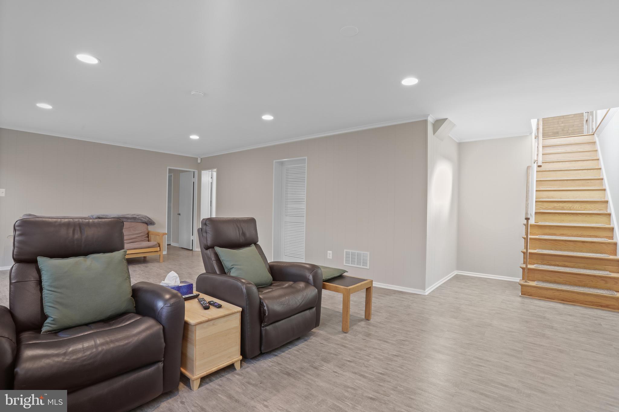MANTUA HILLS - Residential