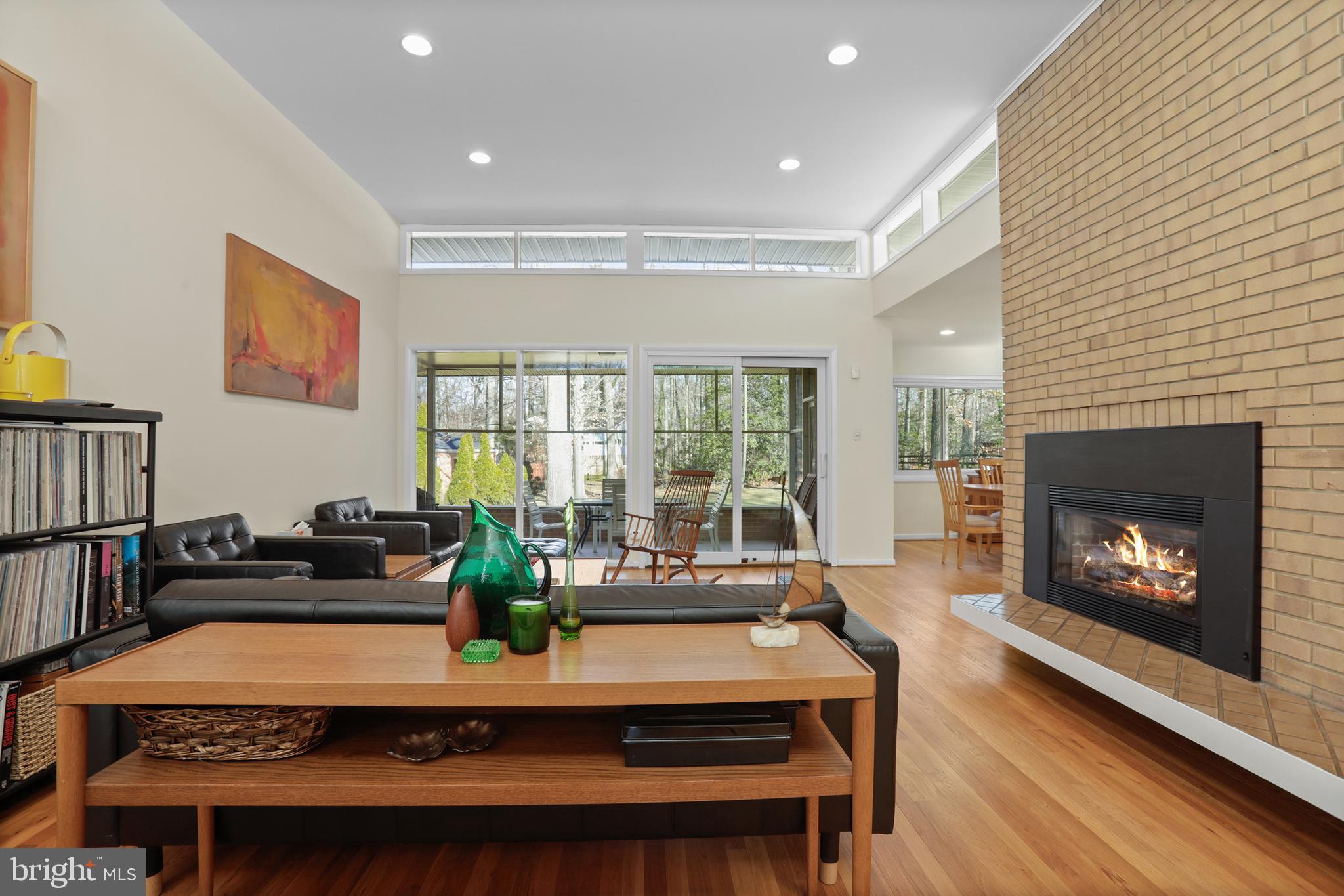 MANTUA HILLS - Residential