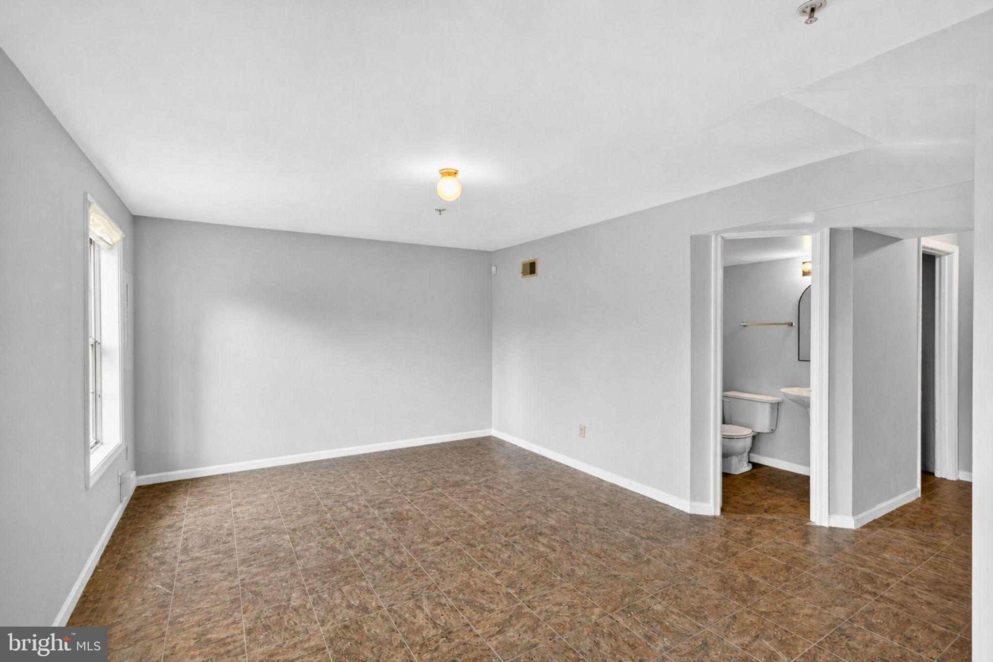 ADDISON WOODS PLAT 1 - Residential