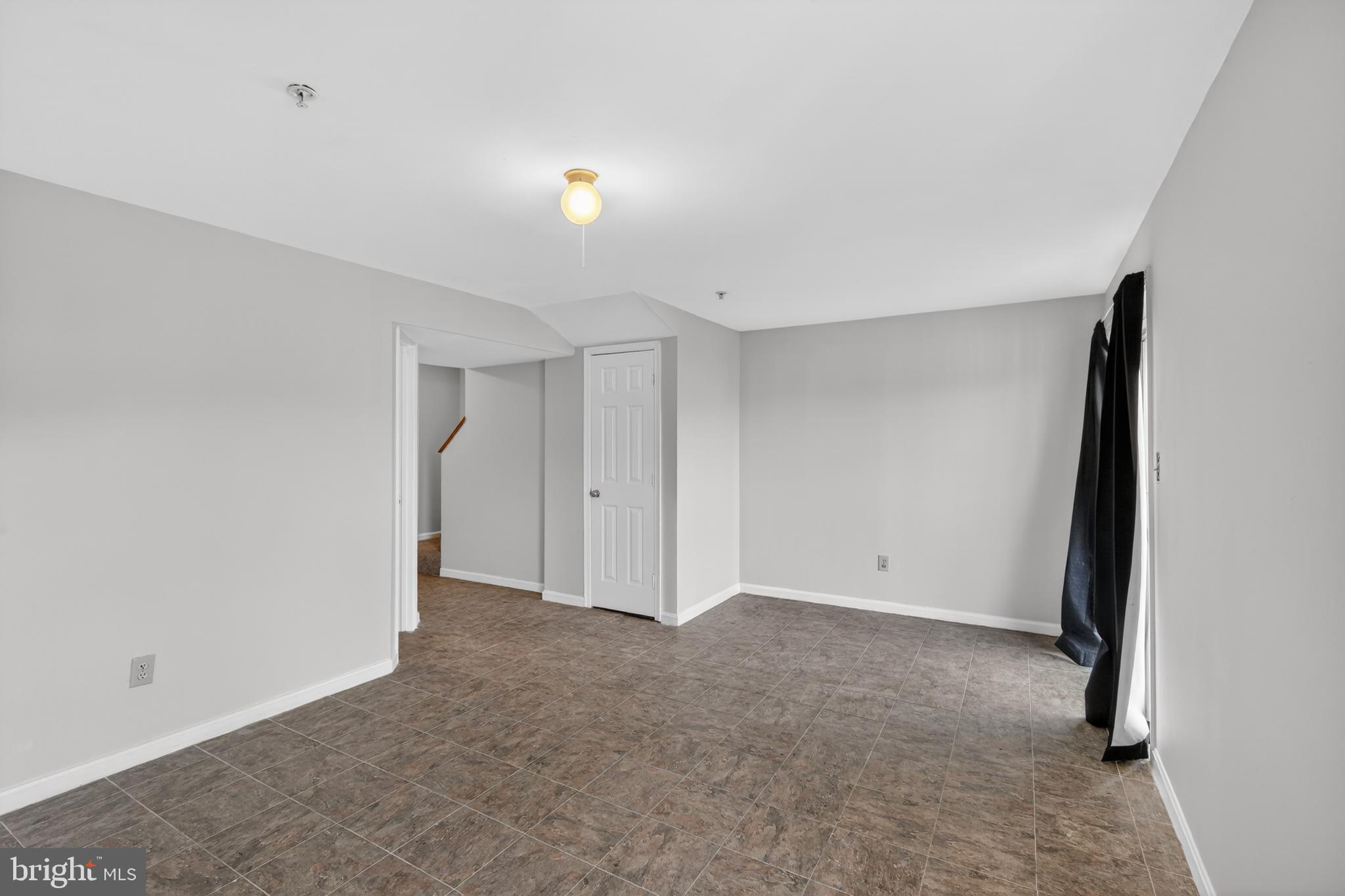 ADDISON WOODS PLAT 1 - Residential