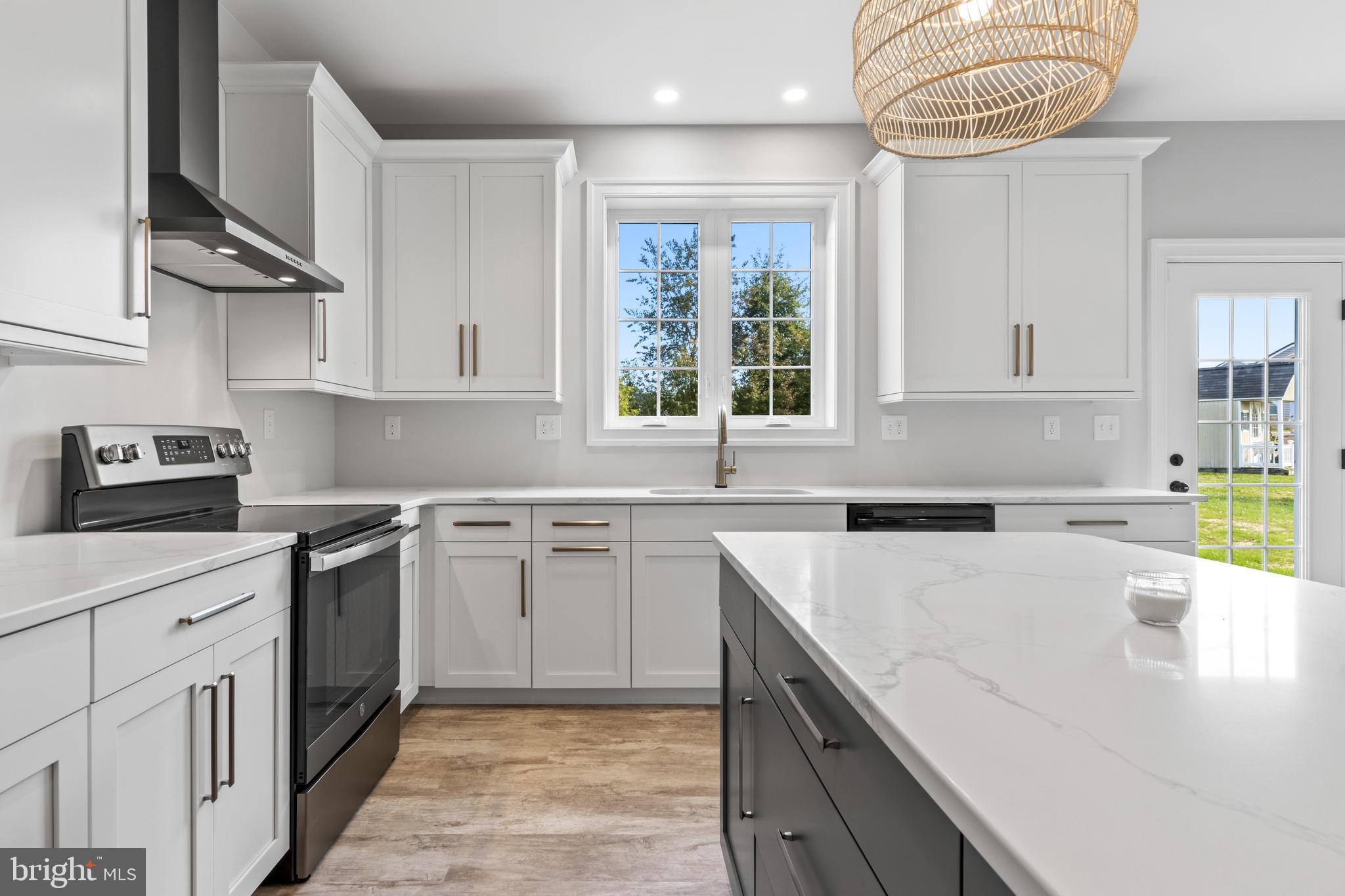 SYCAMORE CROSSING - Residential