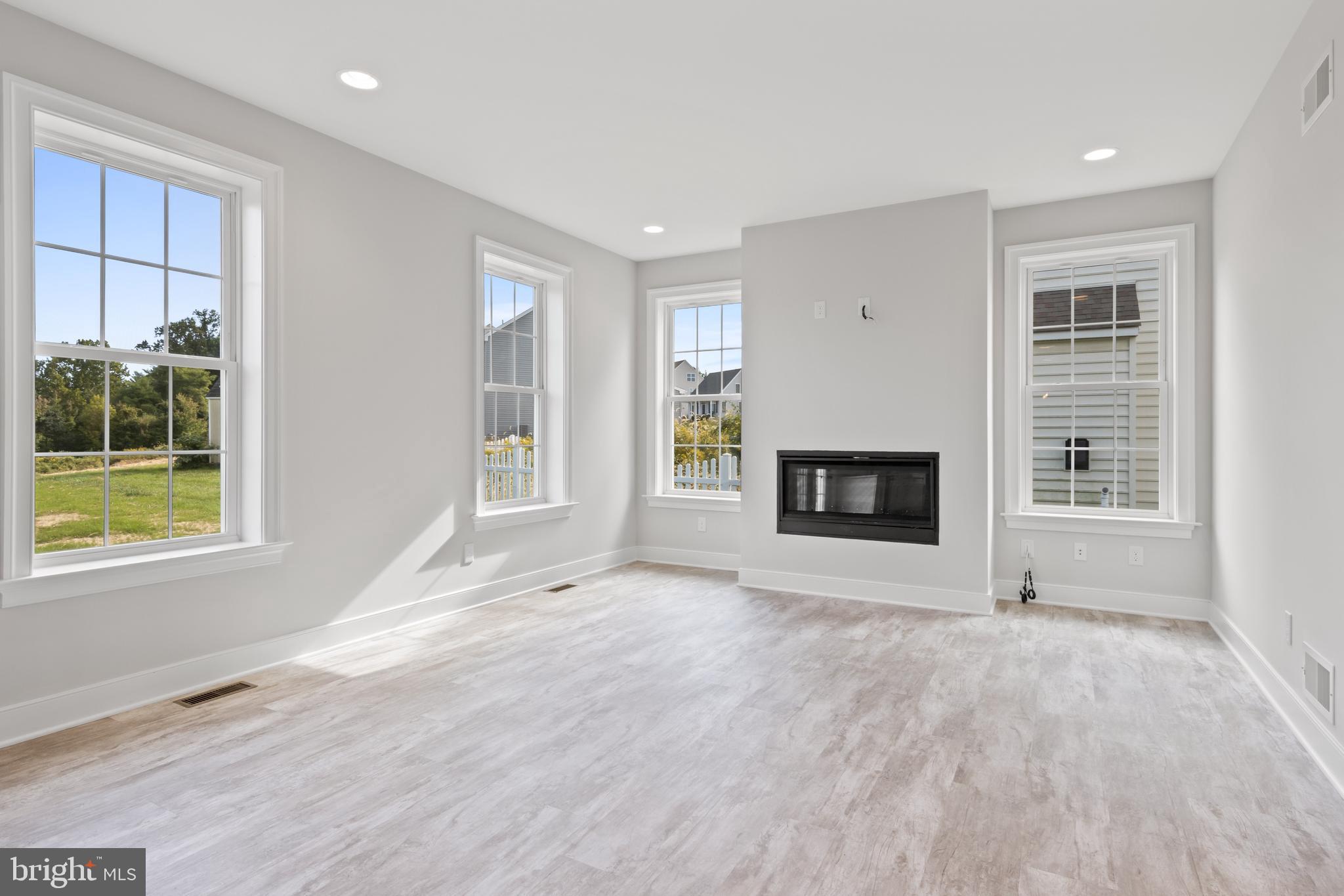 SYCAMORE CROSSING - Residential