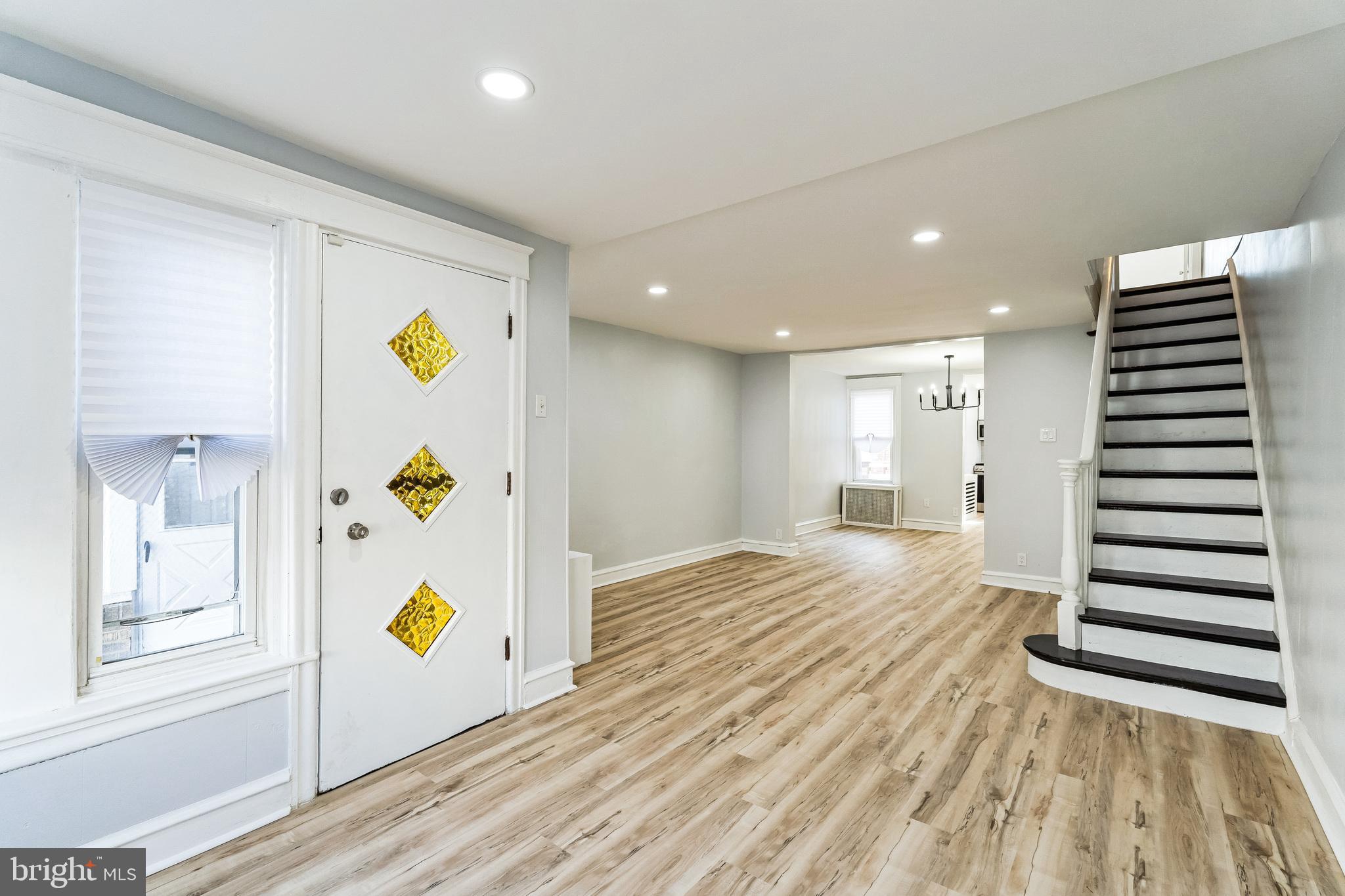 MAYFAIR - Residential Lease