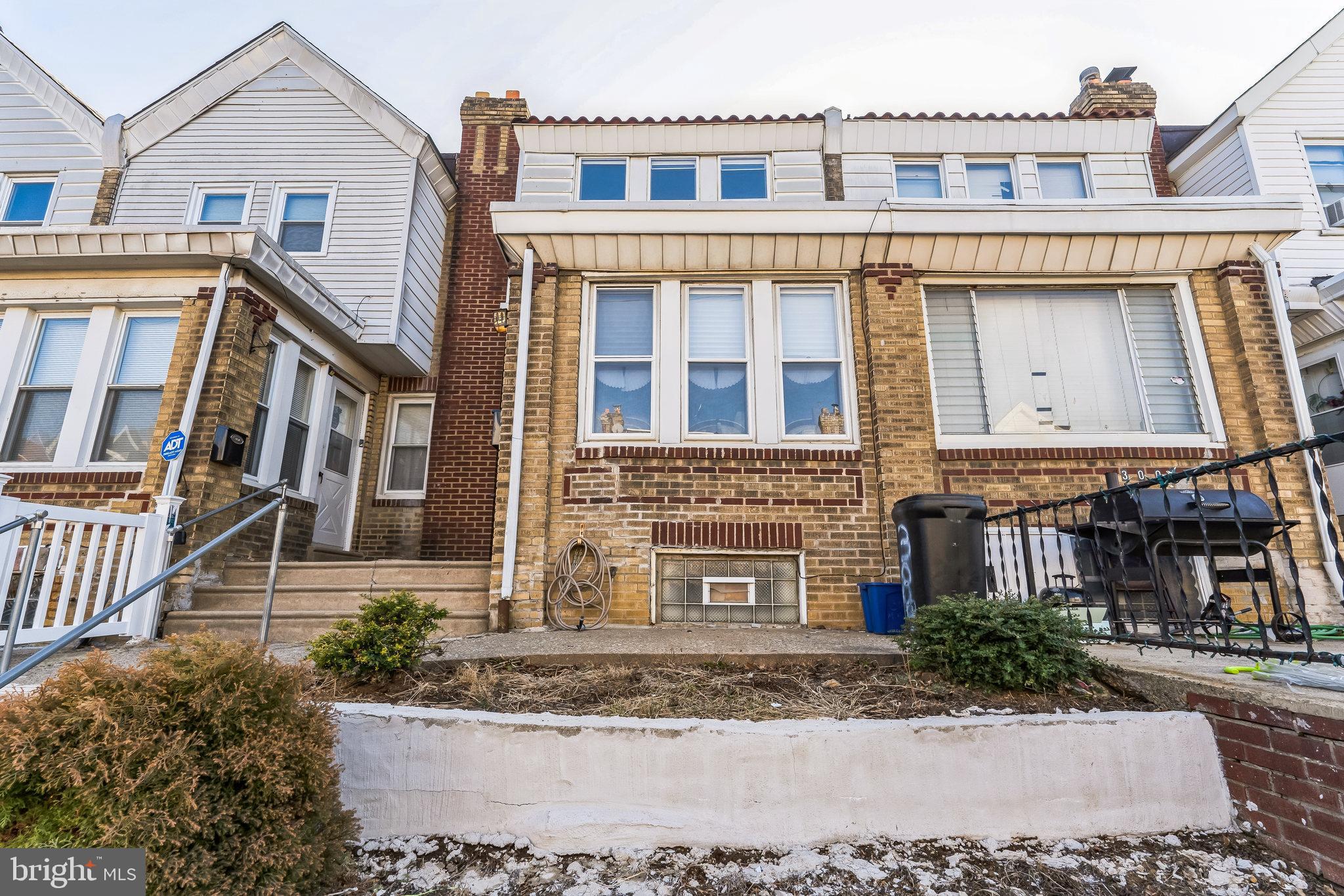MAYFAIR - Residential Lease