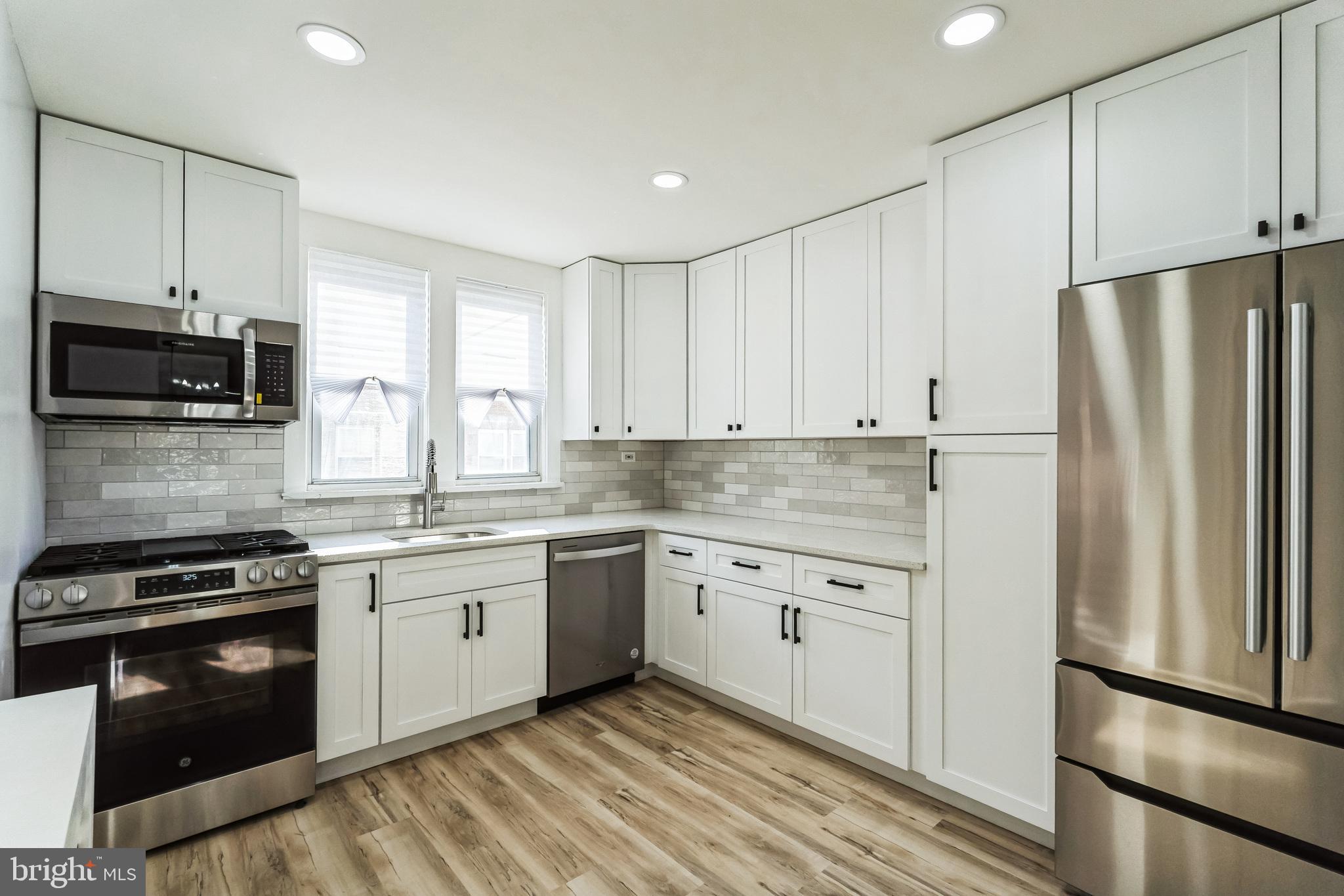 MAYFAIR - Residential Lease