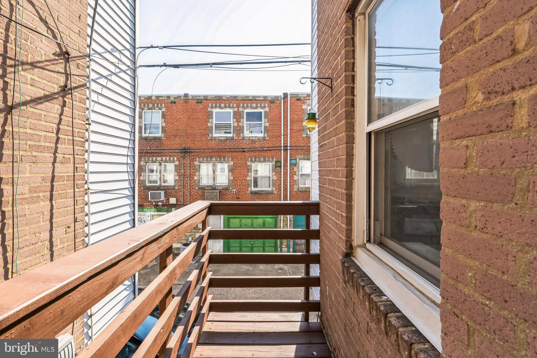 MAYFAIR - Residential Lease