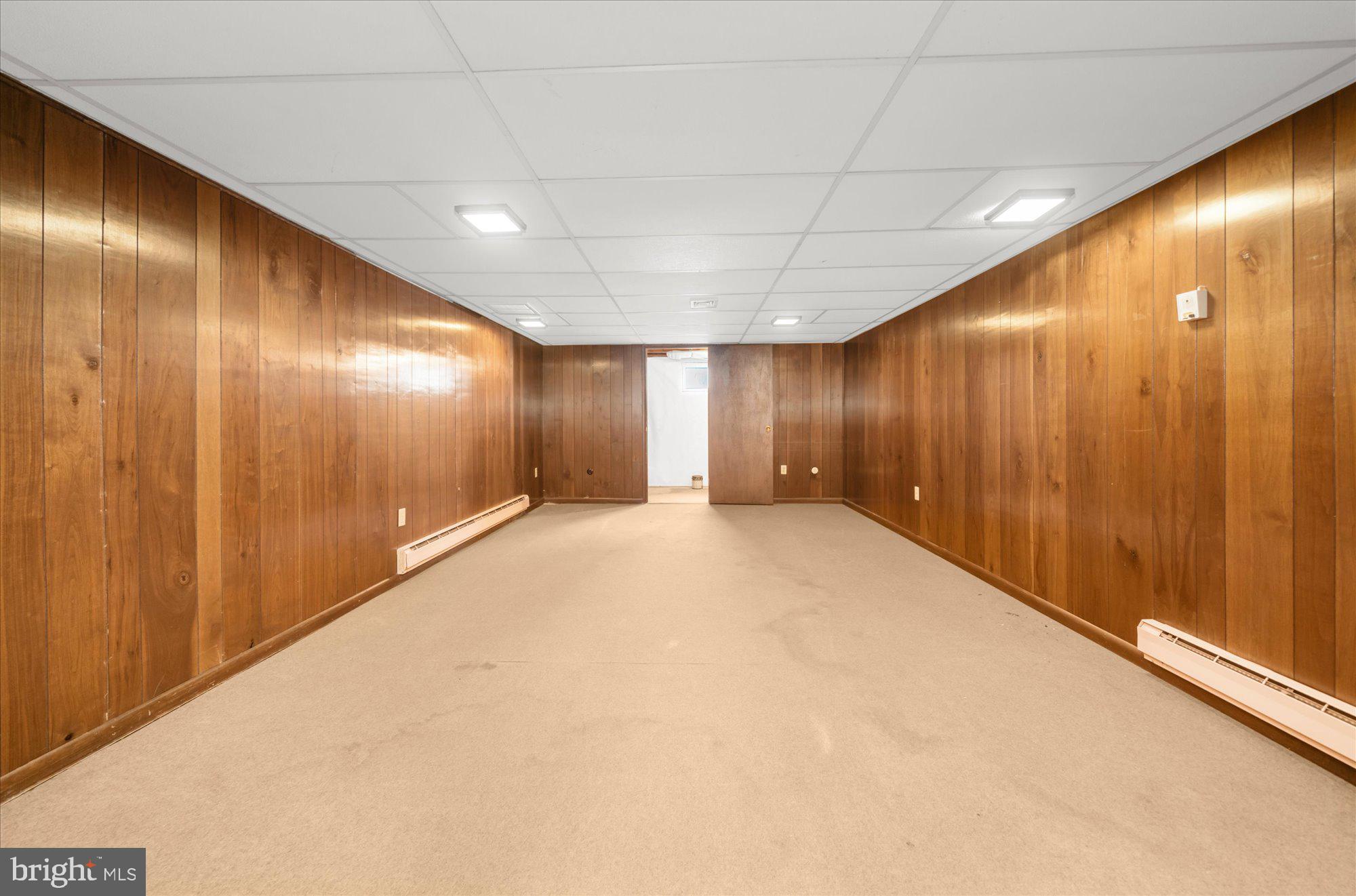 HOLIDAY HILLS - Residential