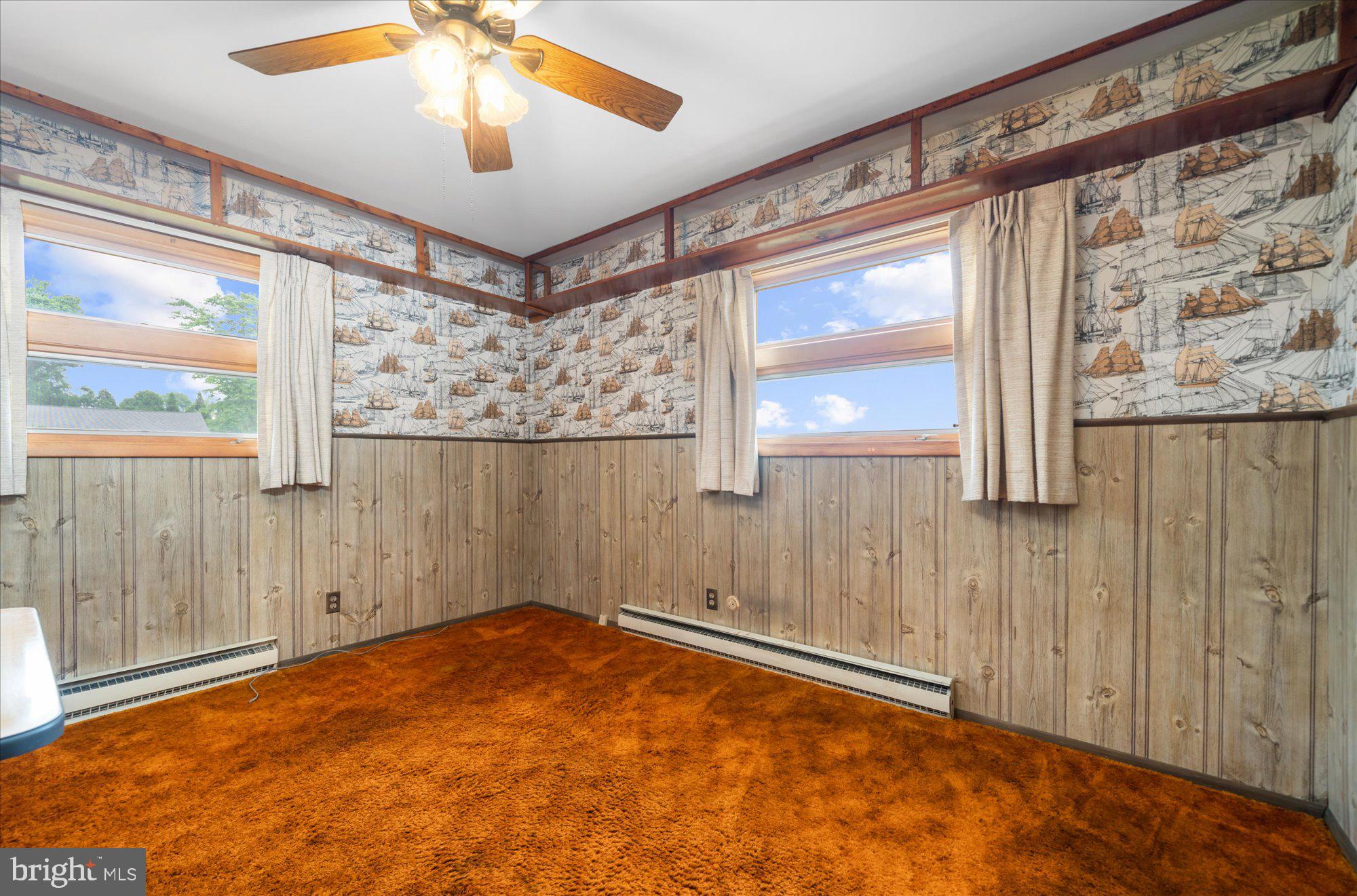 HOLIDAY HILLS - Residential