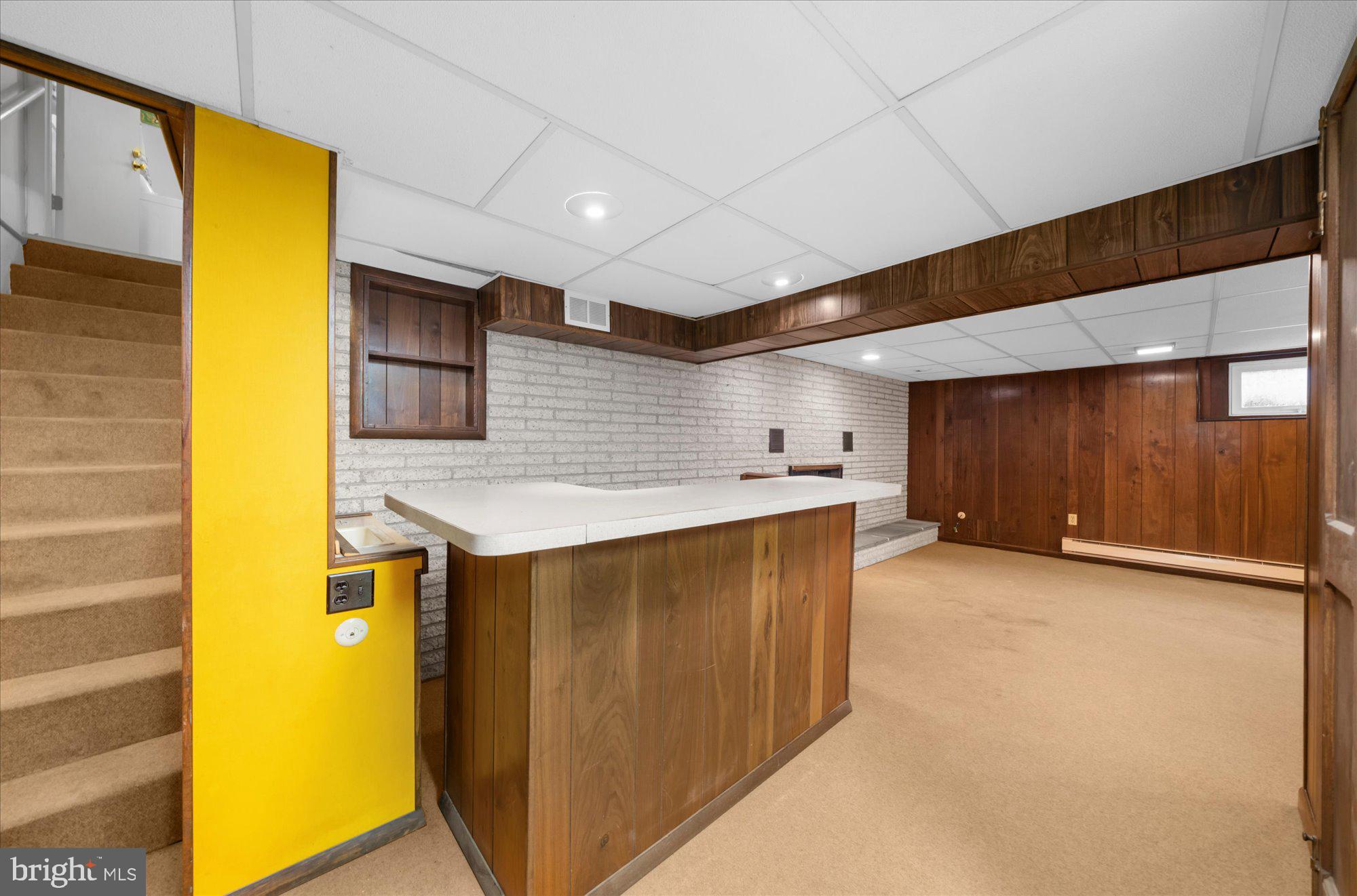 HOLIDAY HILLS - Residential