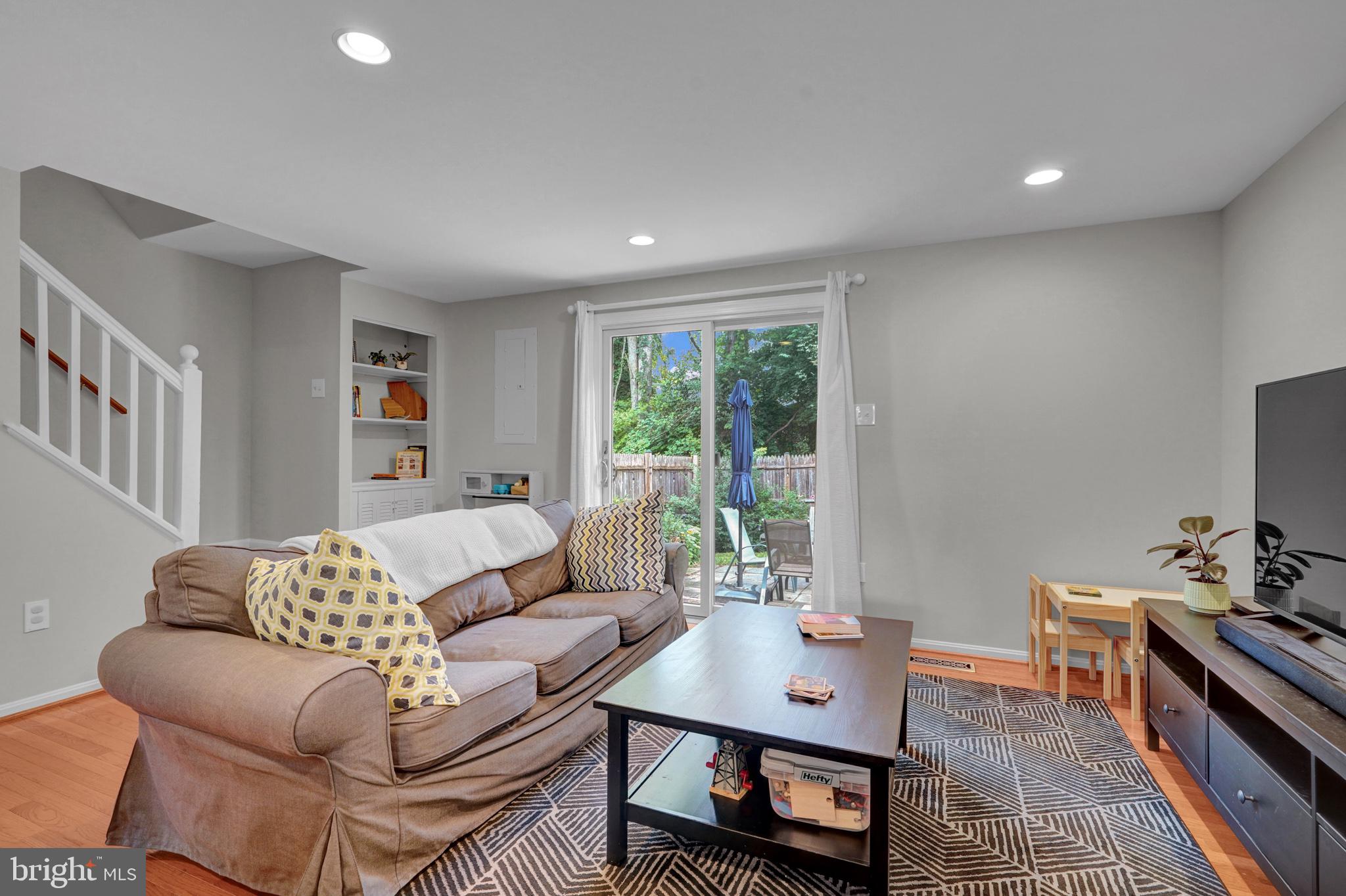 MISTY WOODS - Residential