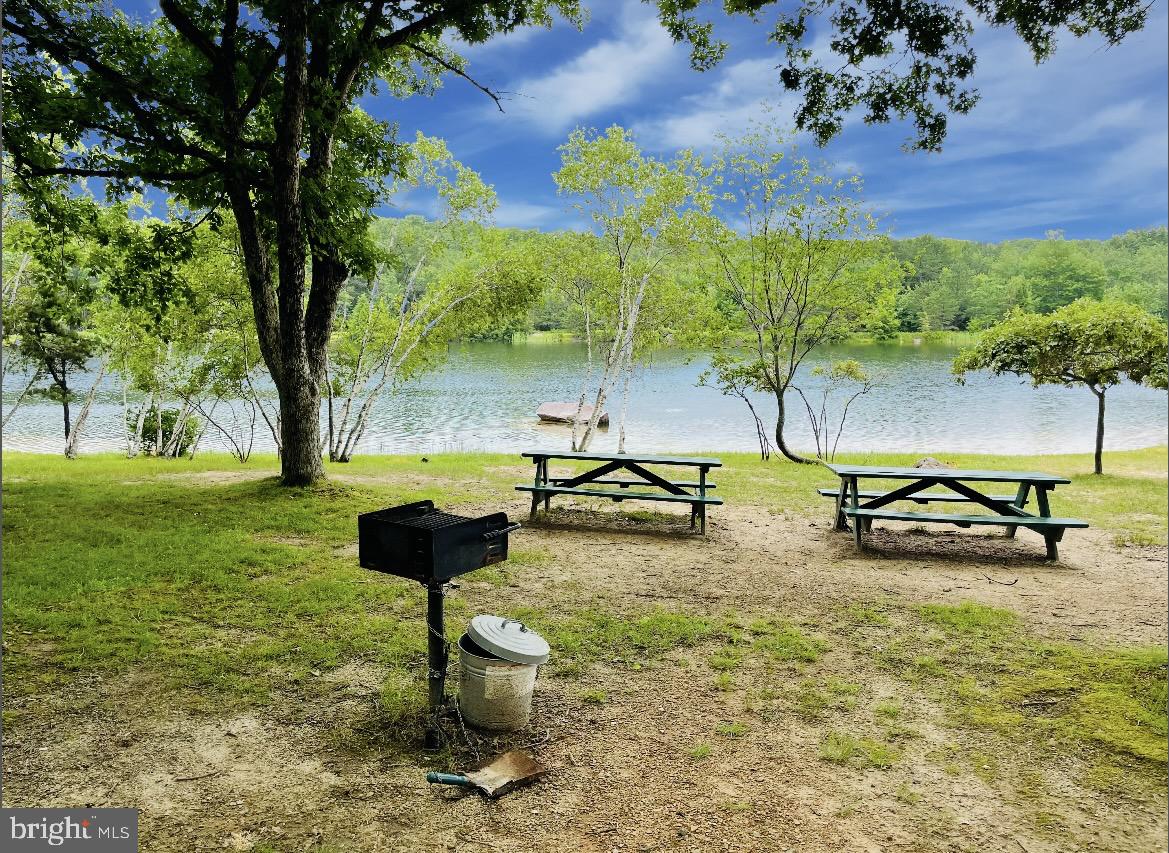 INDIAN MOUNTAIN LAKES - Residential