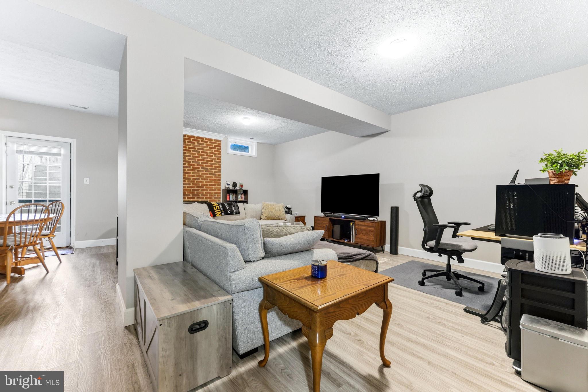 VILLAGE OF HARPERS CHOICE - Residential