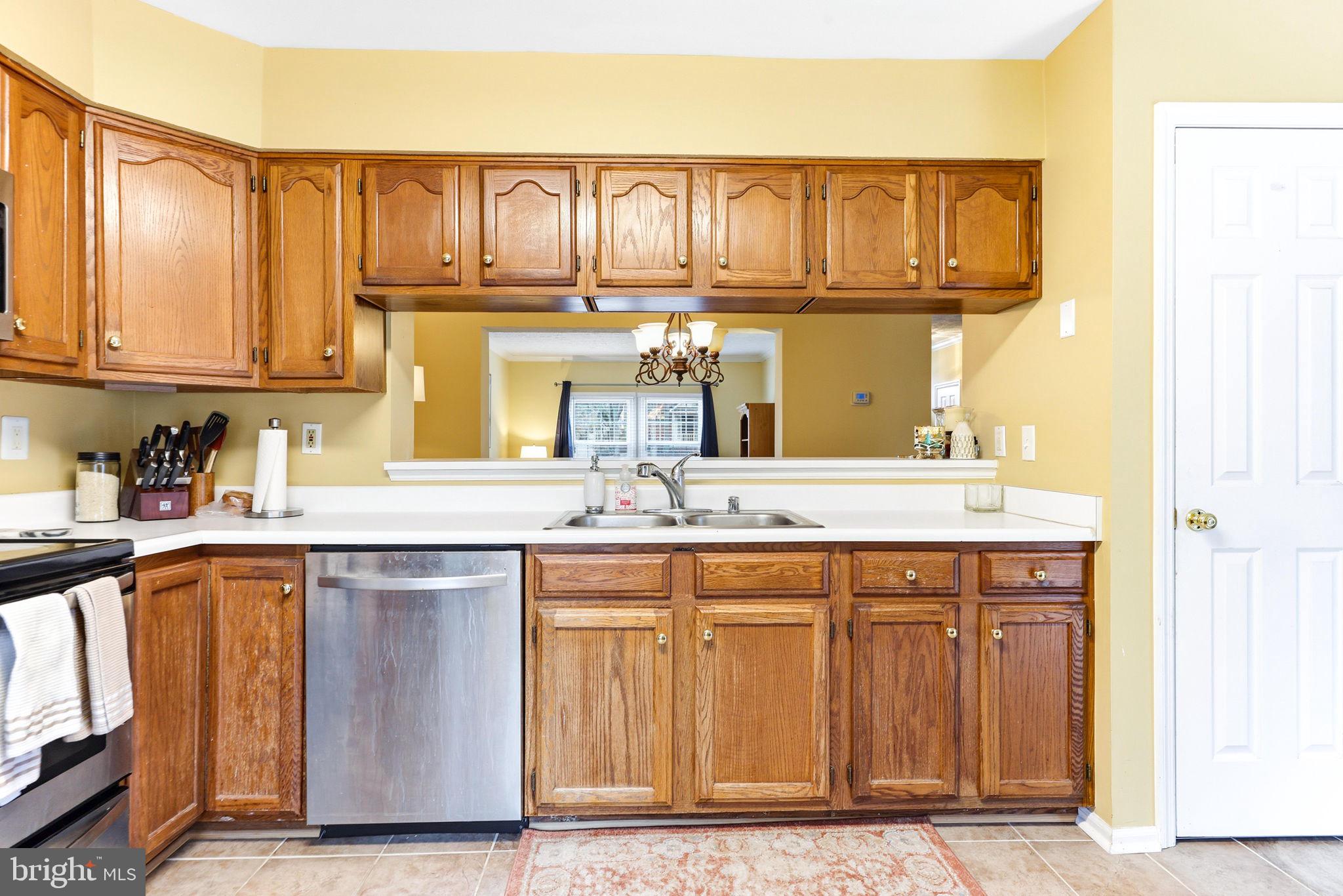VILLAGE OF HARPERS CHOICE - Residential