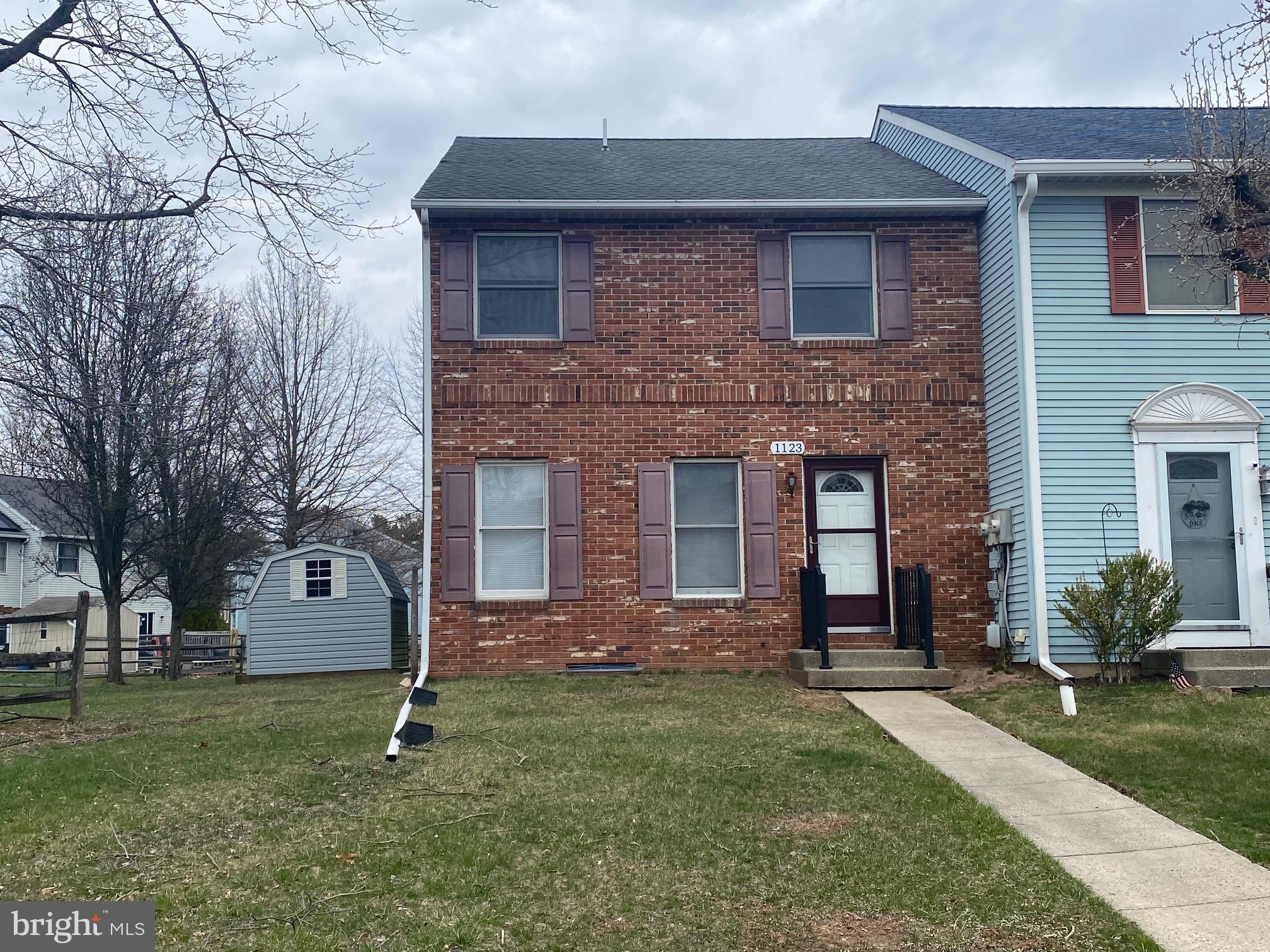 LEXINGTON FARMS - Residential