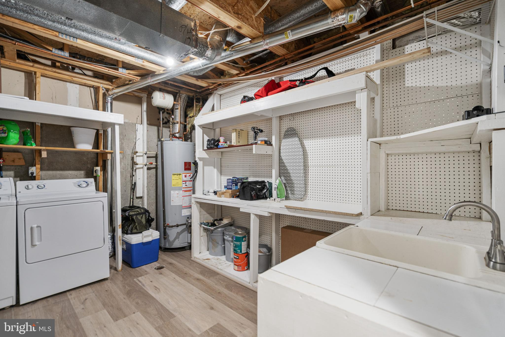 PRINCETON WOODS - Residential Lease