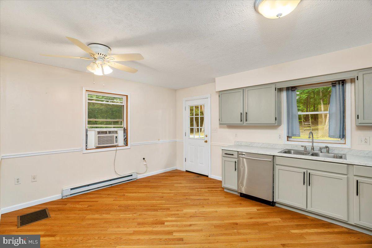 FAIRVIEW - Residential