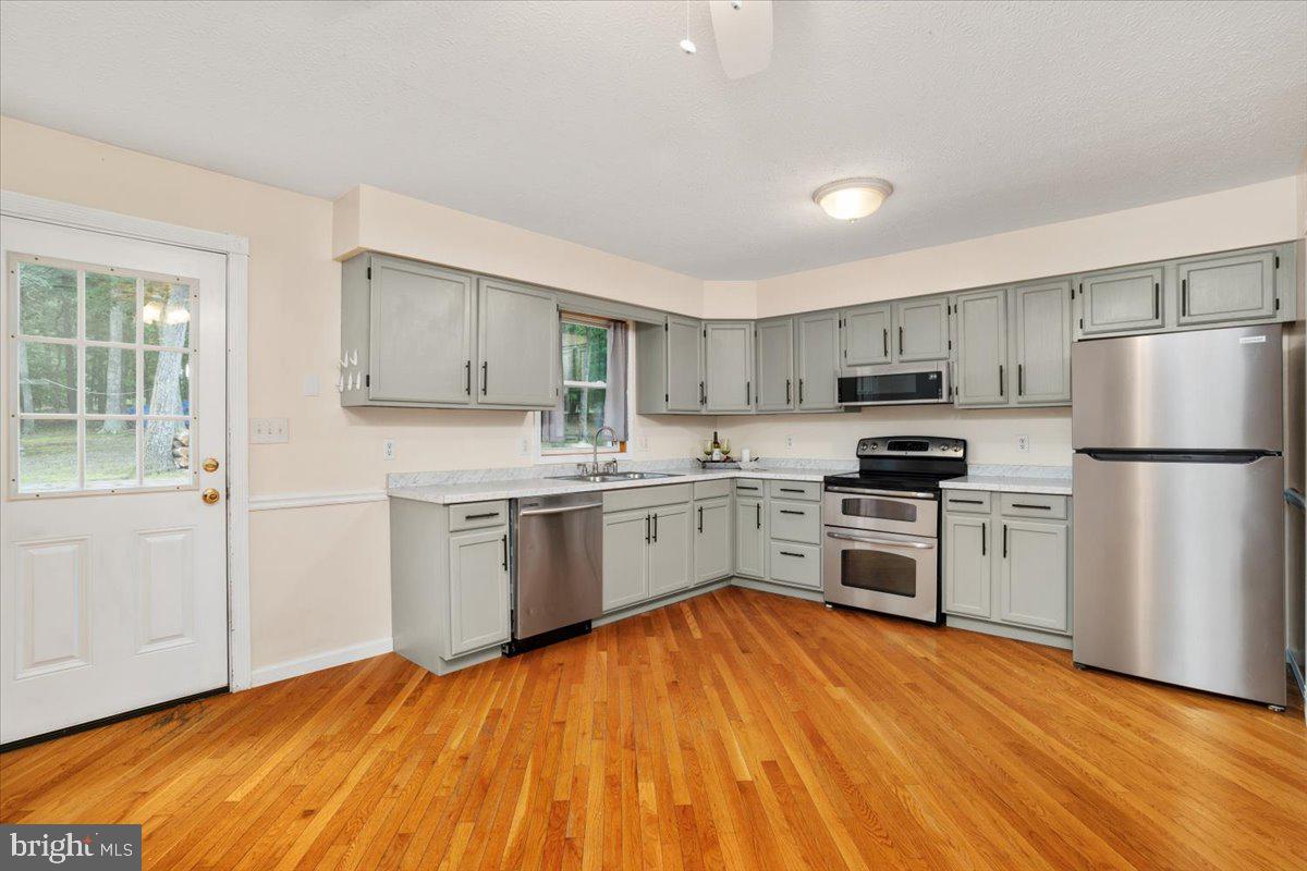 FAIRVIEW - Residential