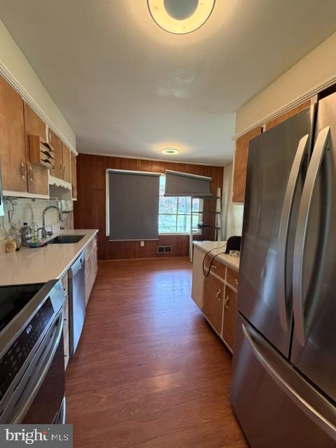 MILL CREEK TOWNE - Residential