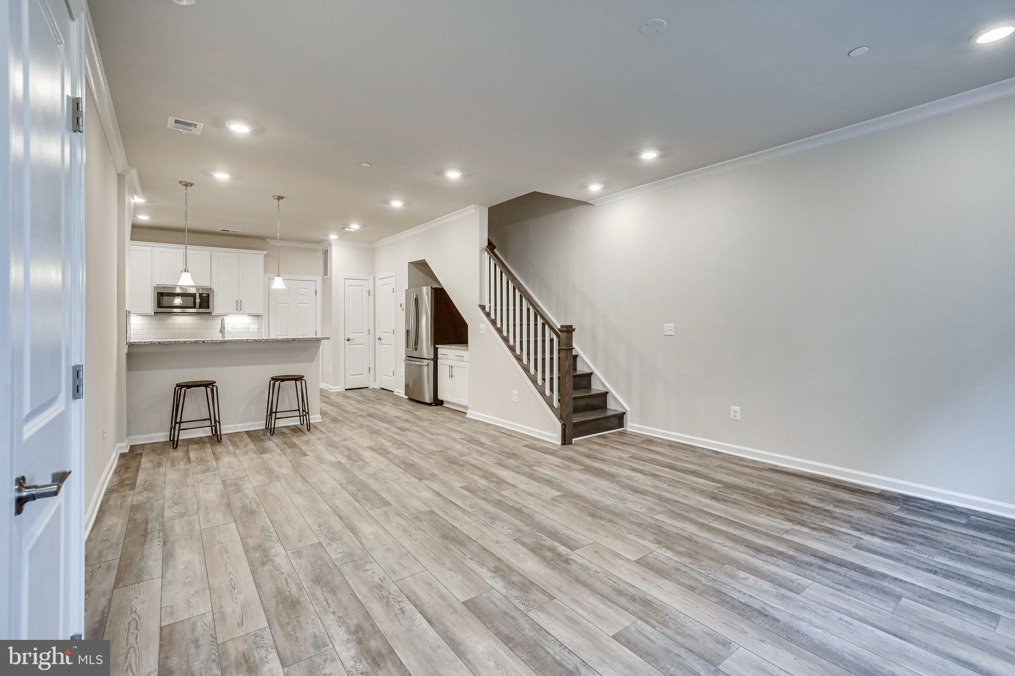 KINCORA - Residential Lease