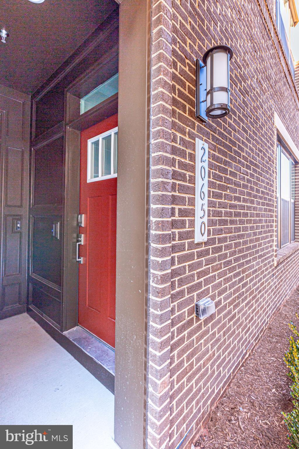 KINCORA - Residential Lease
