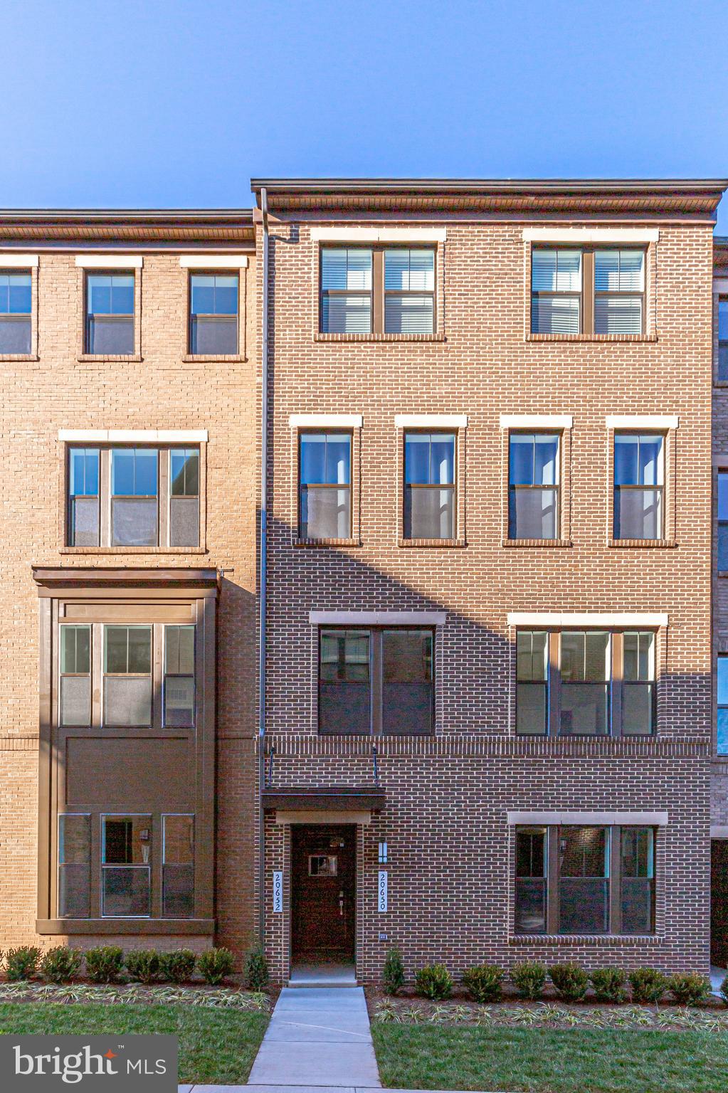 KINCORA - Residential Lease