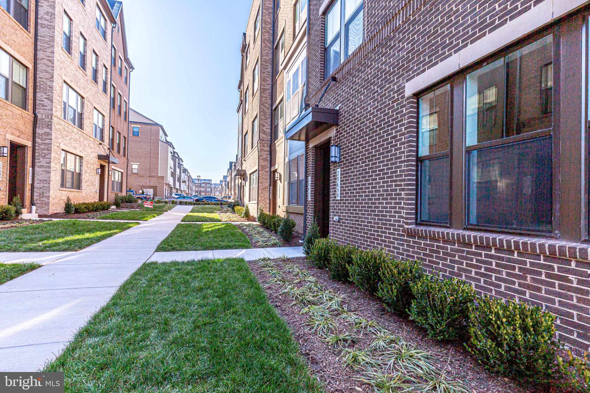 KINCORA - Residential Lease