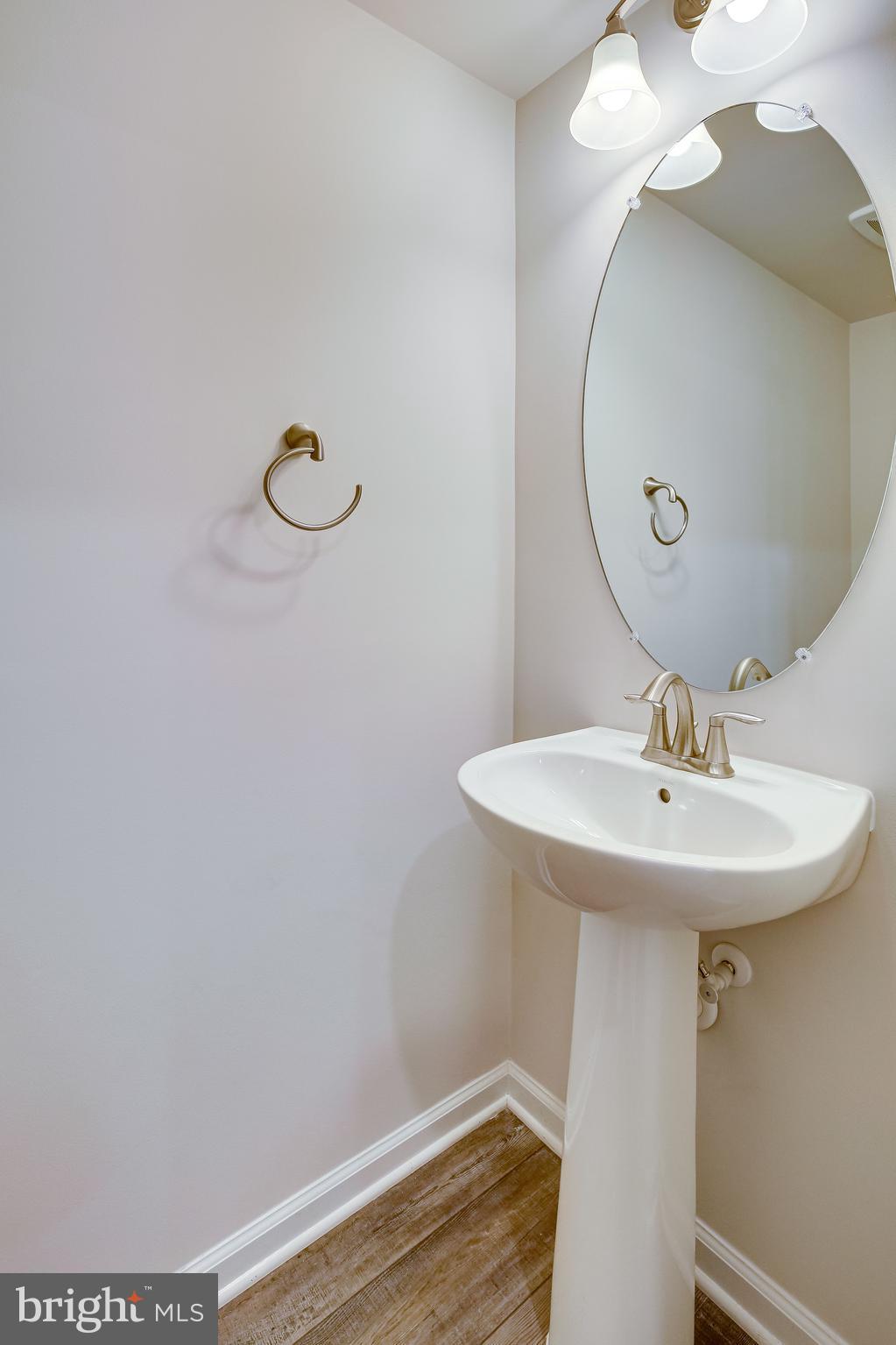 KINCORA - Residential Lease