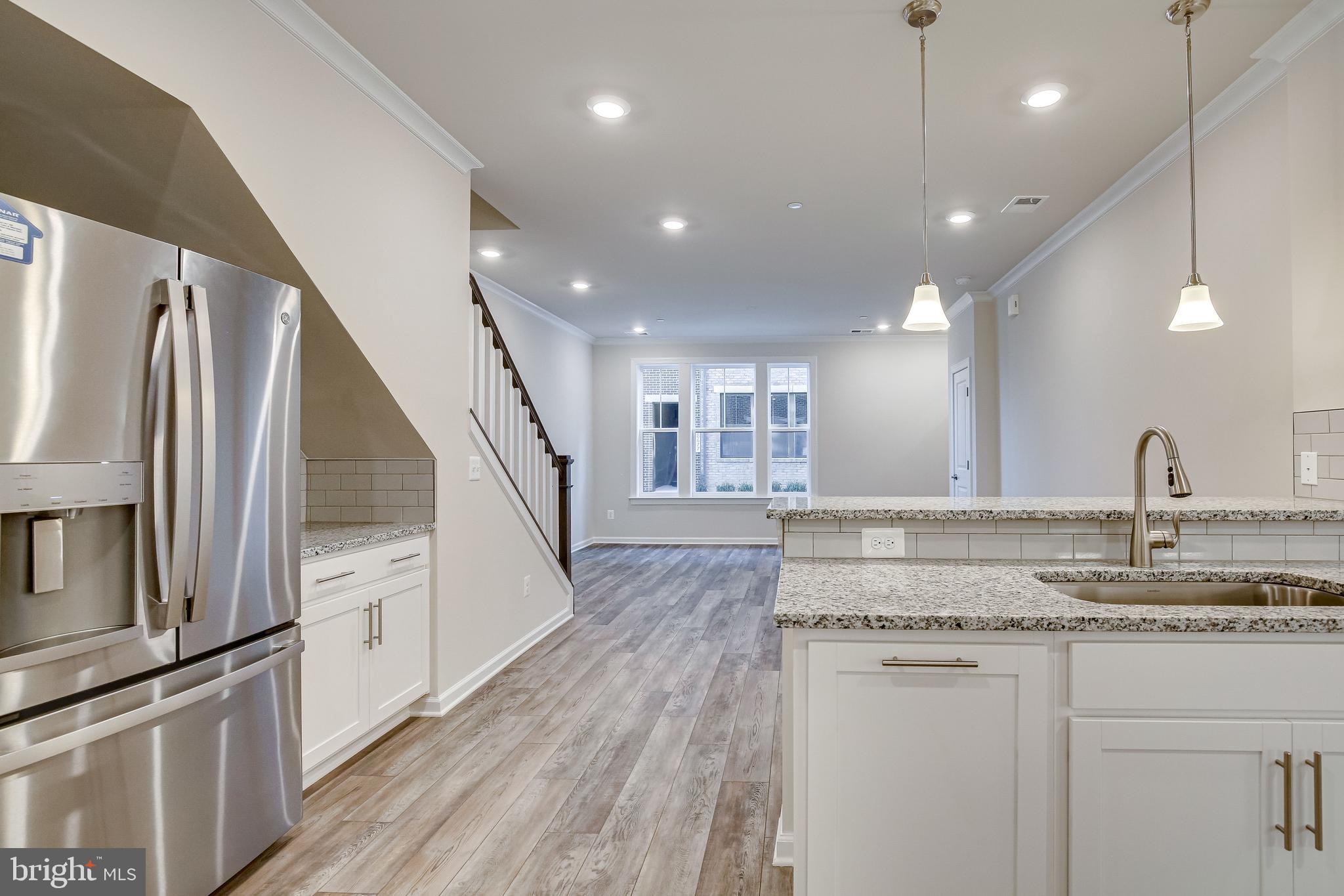 KINCORA - Residential Lease