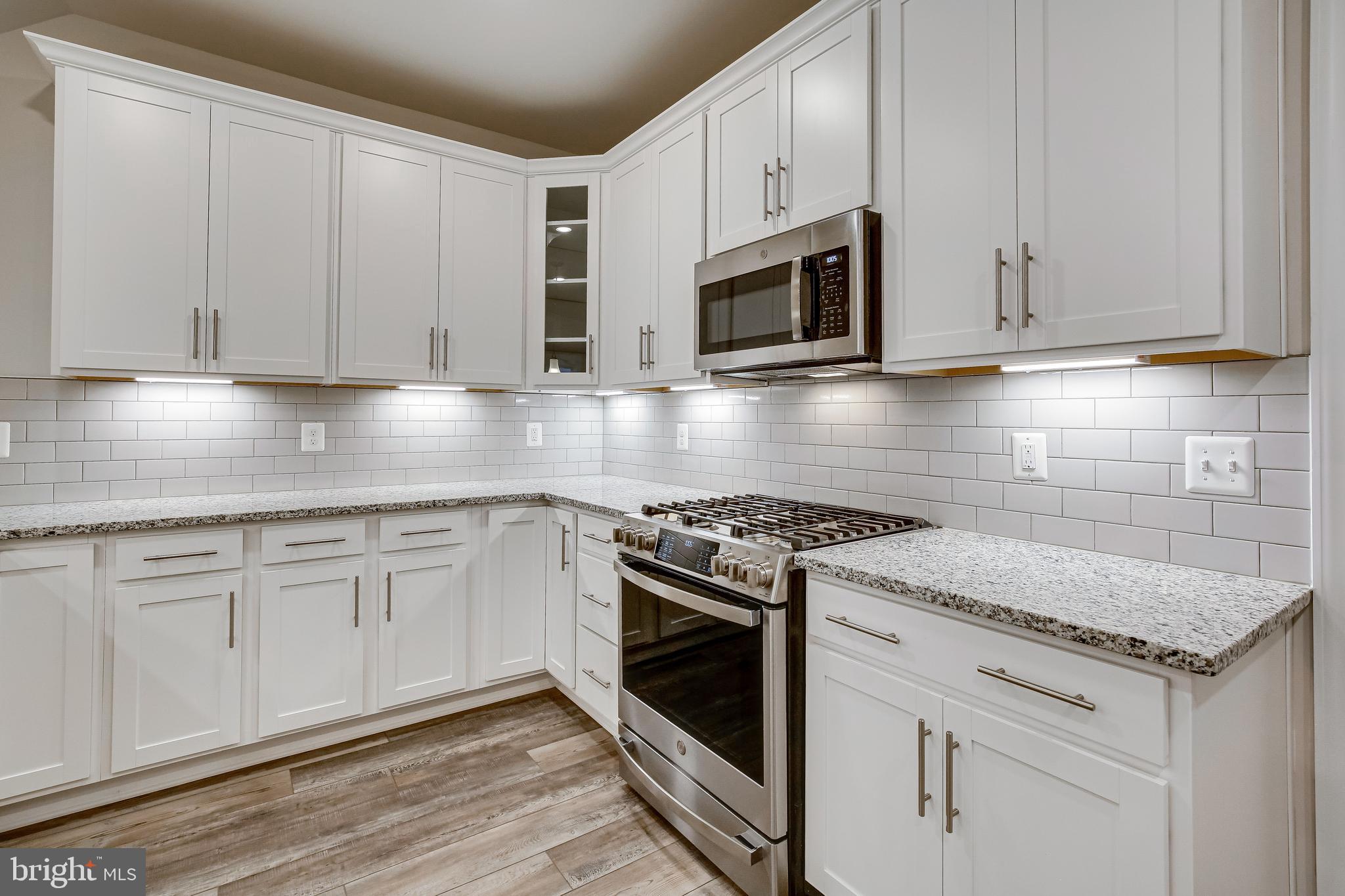 KINCORA - Residential Lease