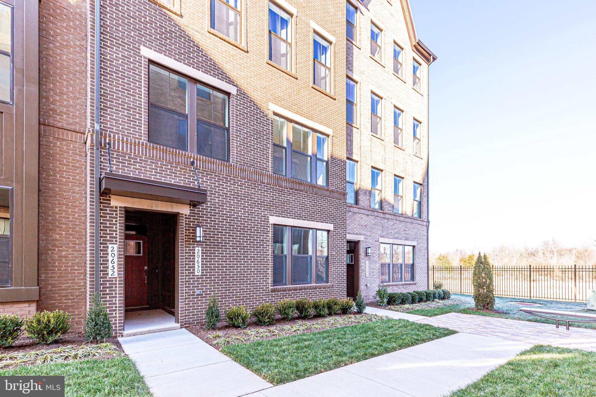 KINCORA - Residential Lease