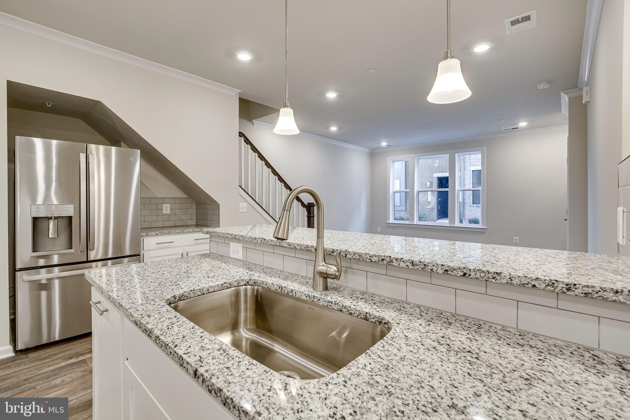KINCORA - Residential Lease