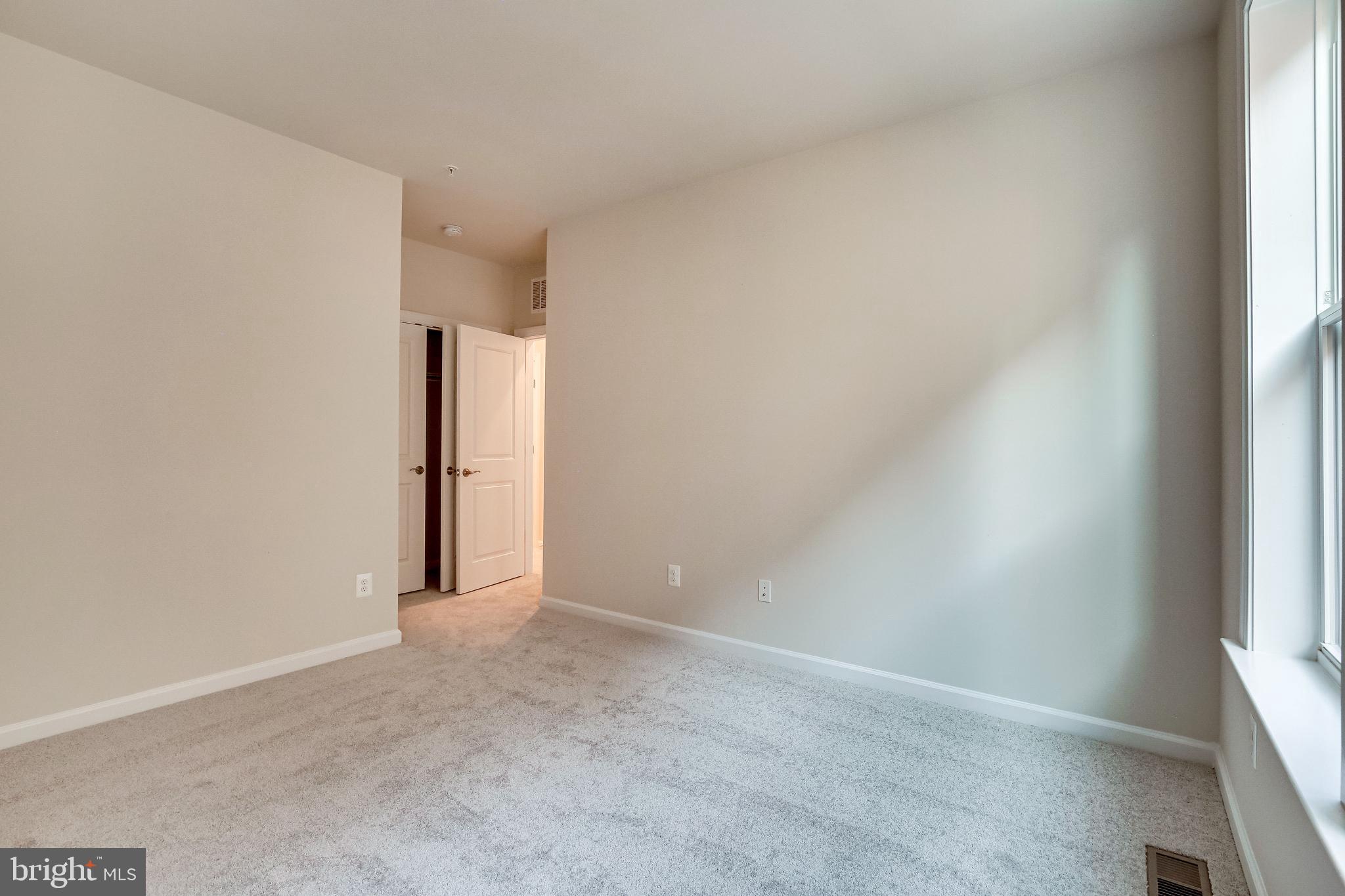 KINCORA - Residential Lease
