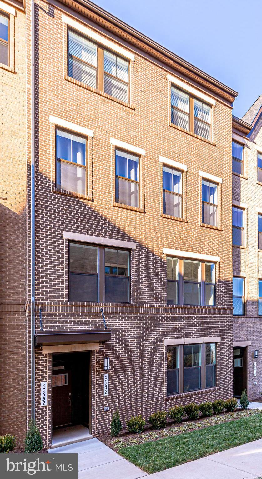 KINCORA - Residential Lease
