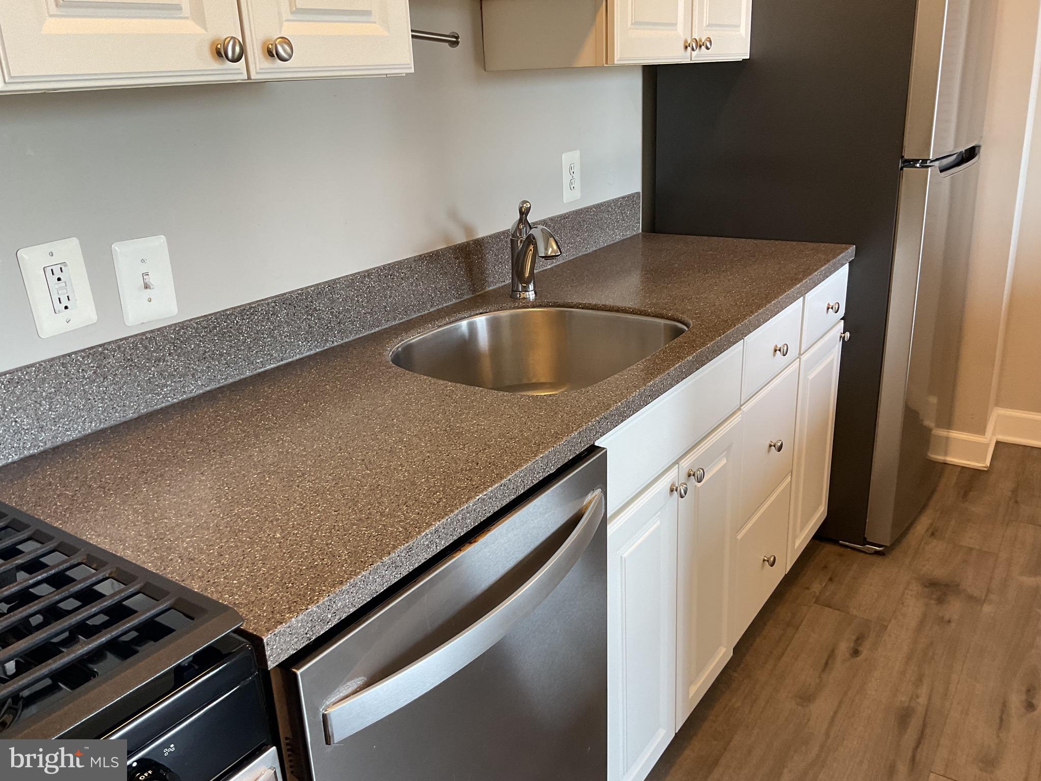 OCCOQUAN RIDGE CONDO - Residential