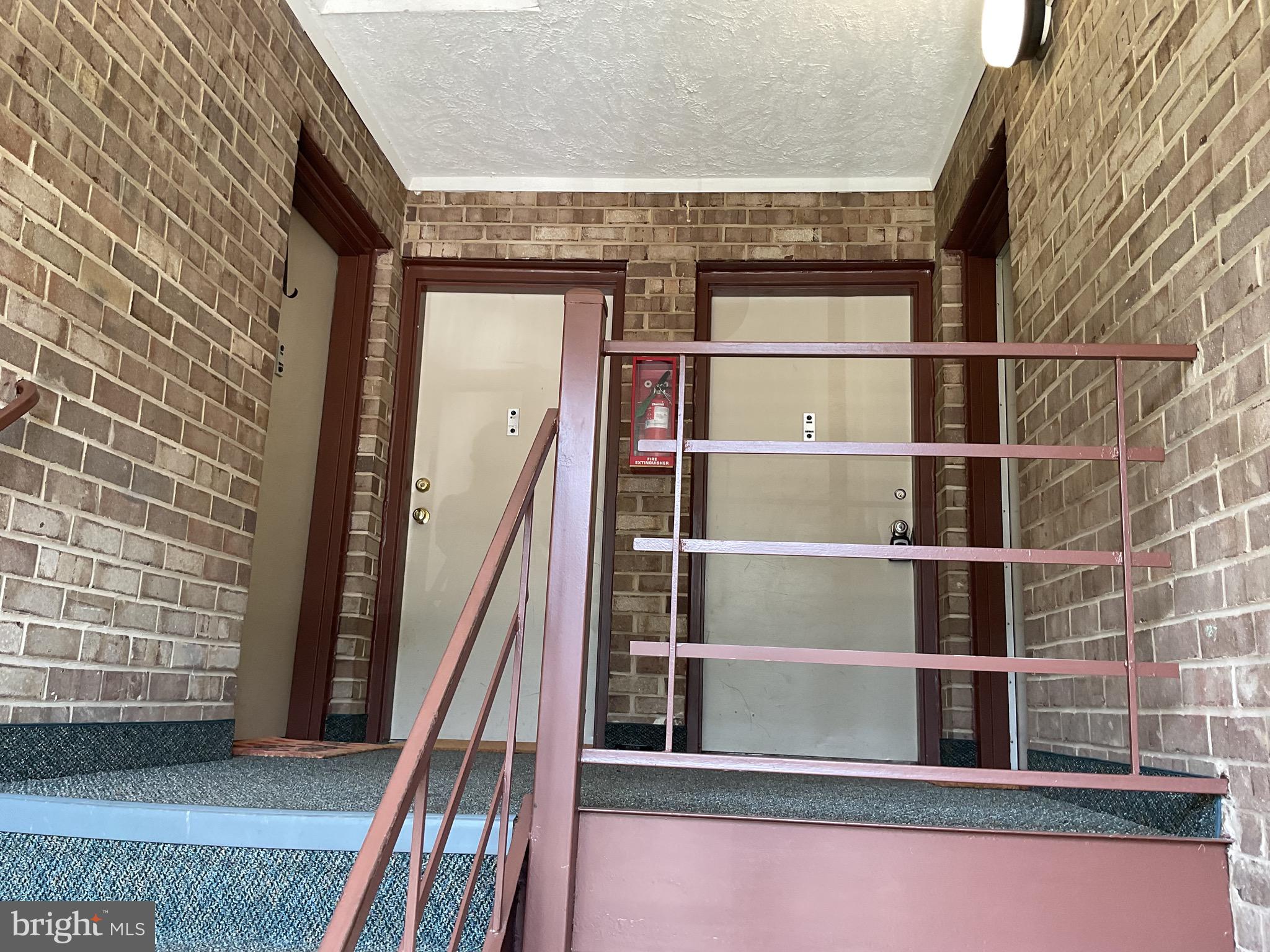 OCCOQUAN RIDGE CONDO - Residential