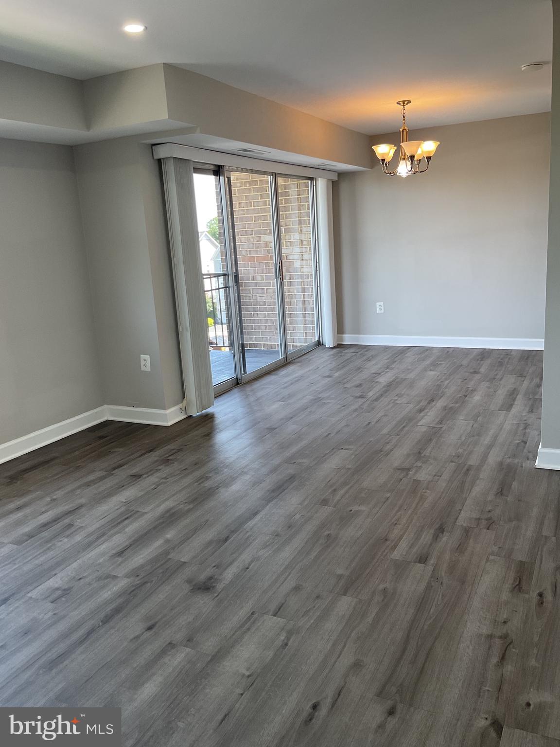 OCCOQUAN RIDGE CONDO - Residential