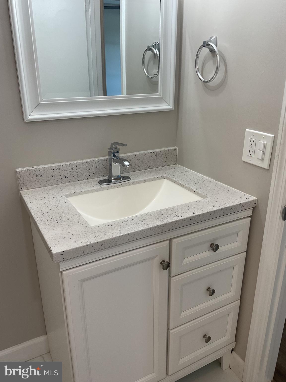 OCCOQUAN RIDGE CONDO - Residential