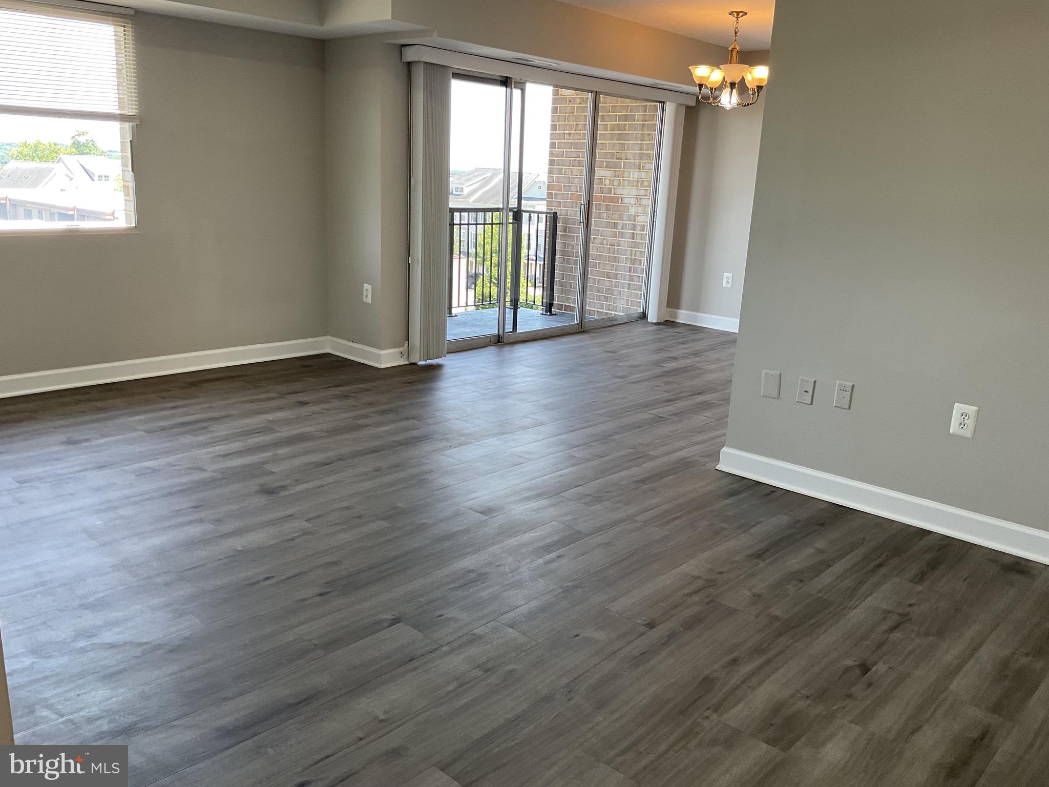 OCCOQUAN RIDGE CONDO - Residential