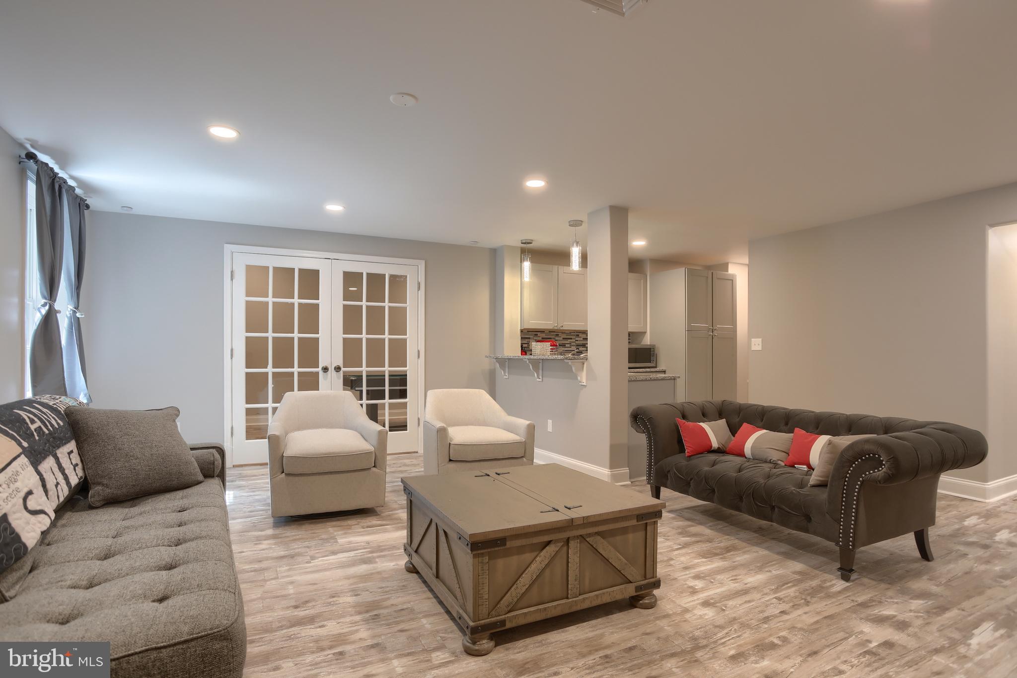 STONE CREEK - Residential