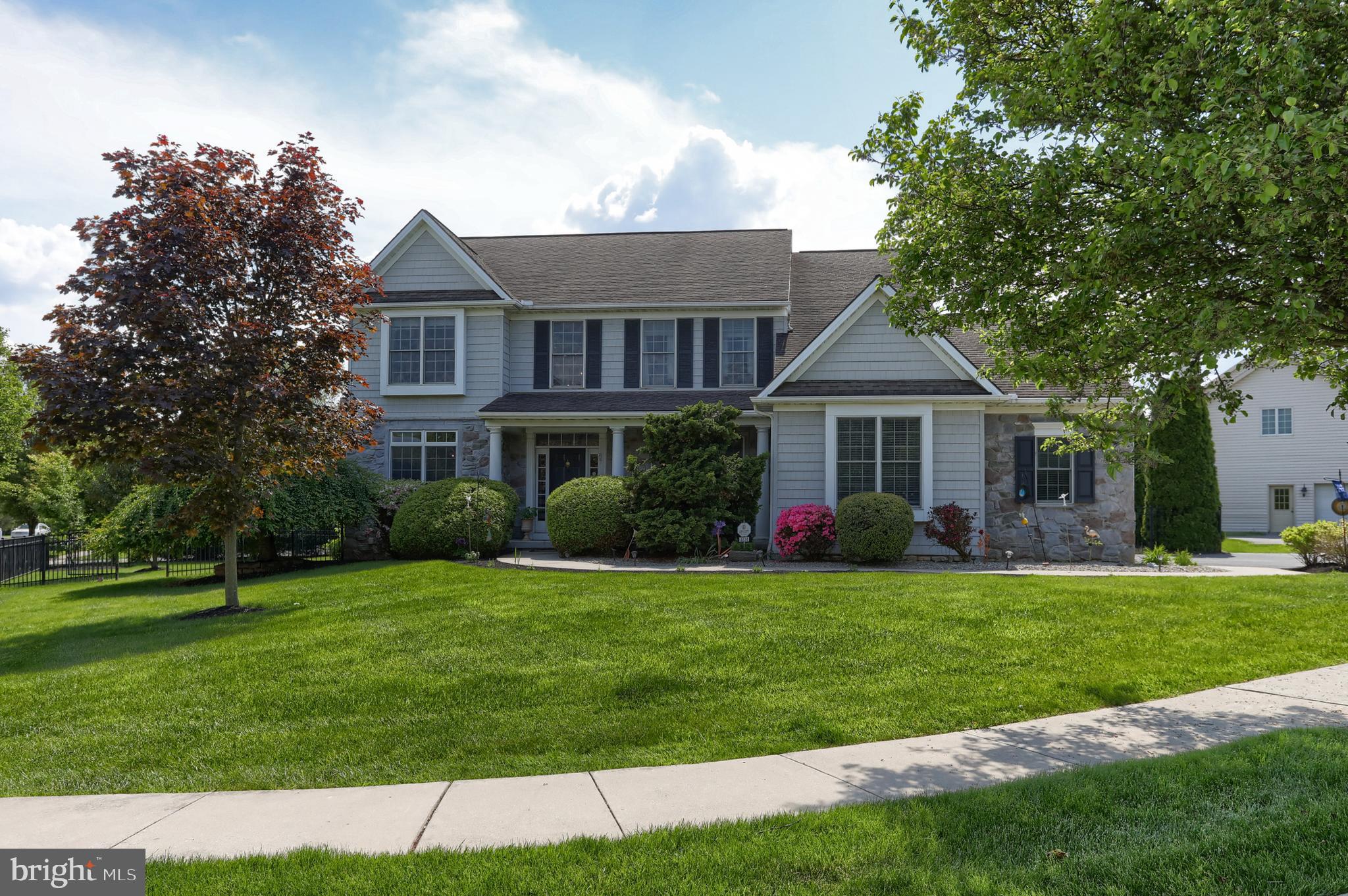 STONE CREEK - Residential