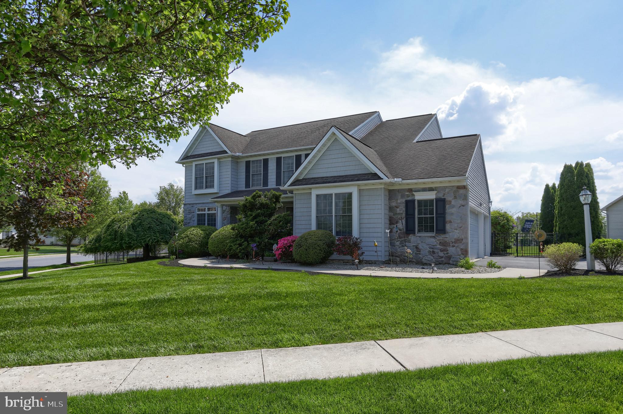STONE CREEK - Residential