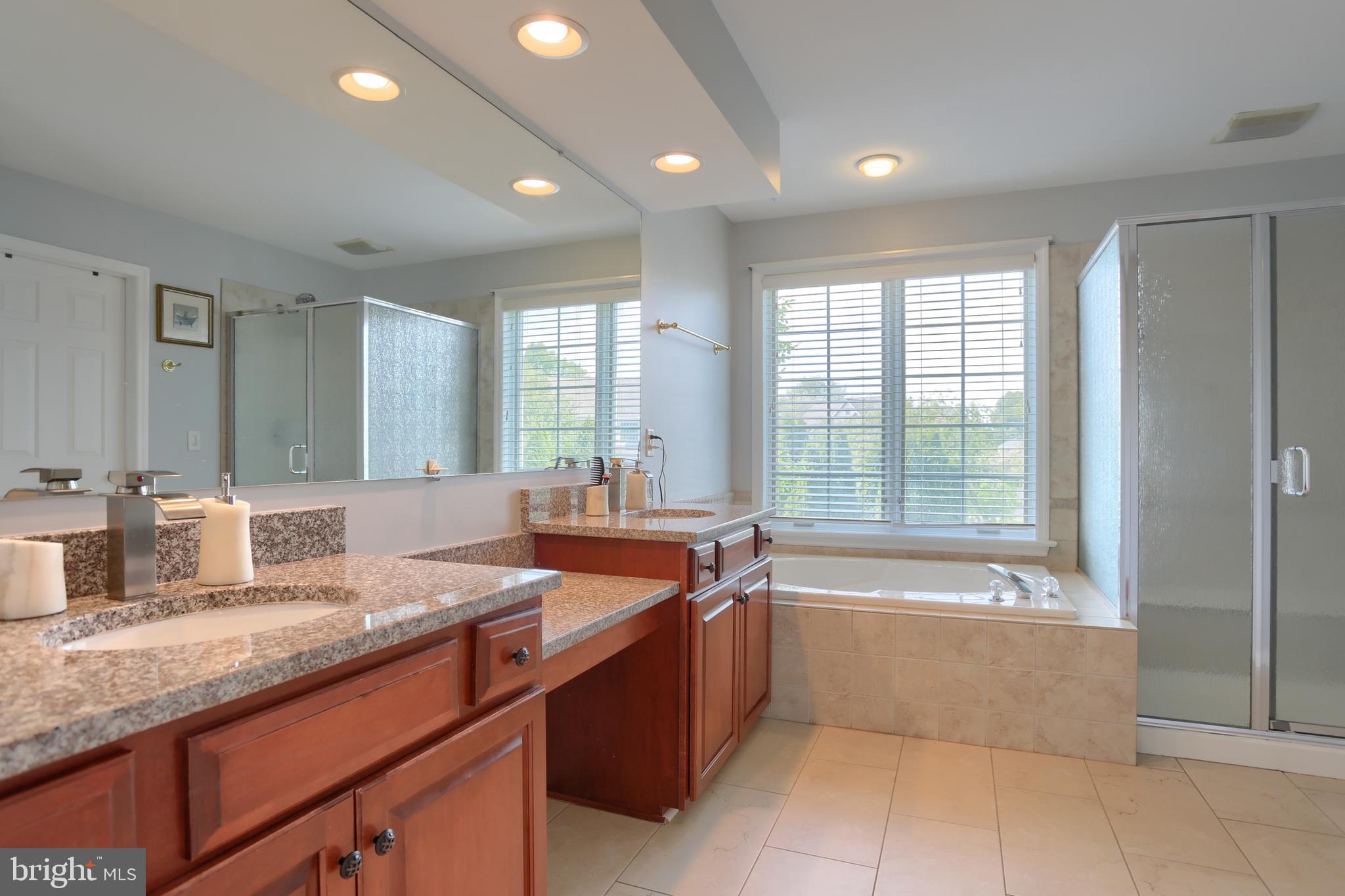 STONE CREEK - Residential