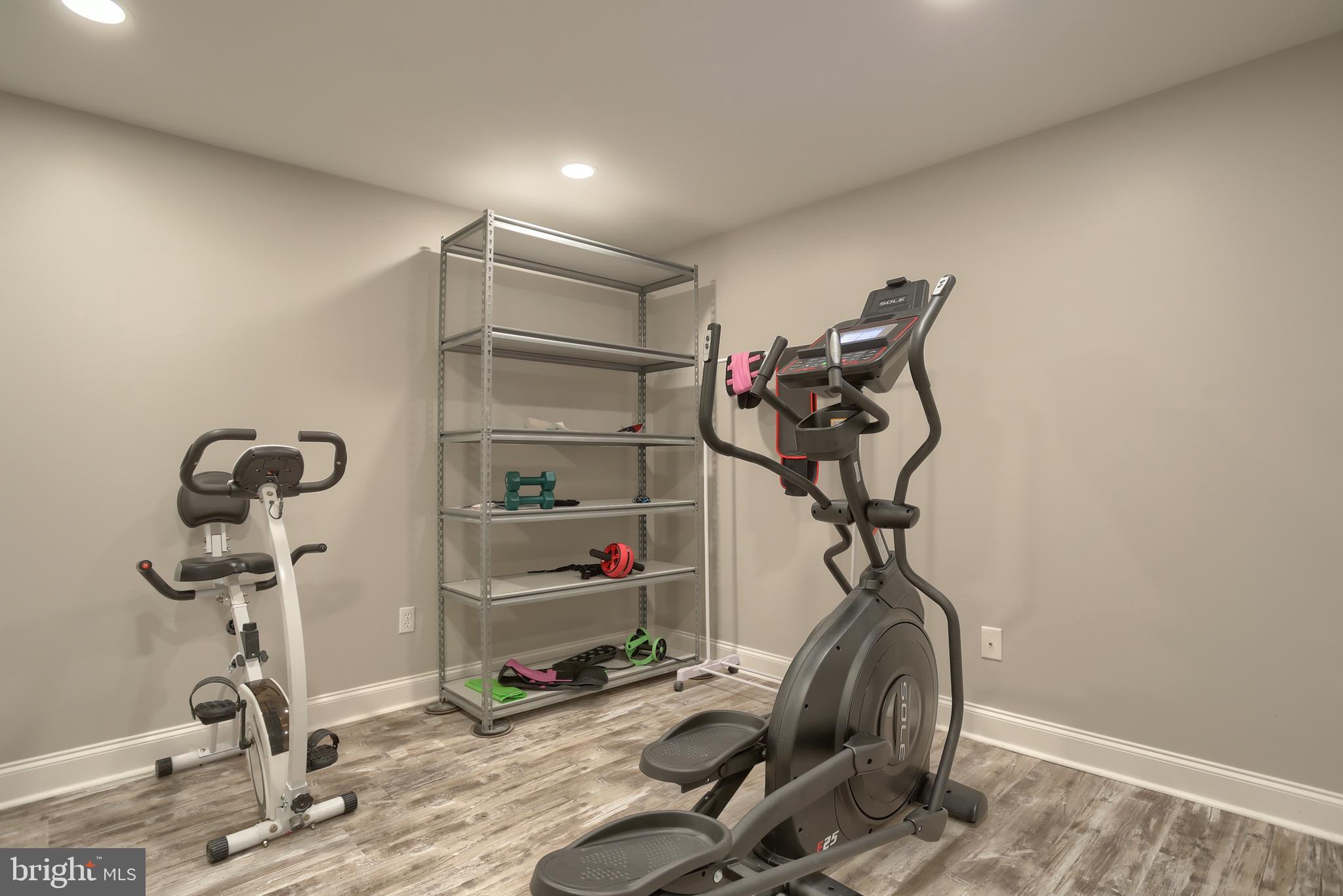 STONE CREEK - Residential