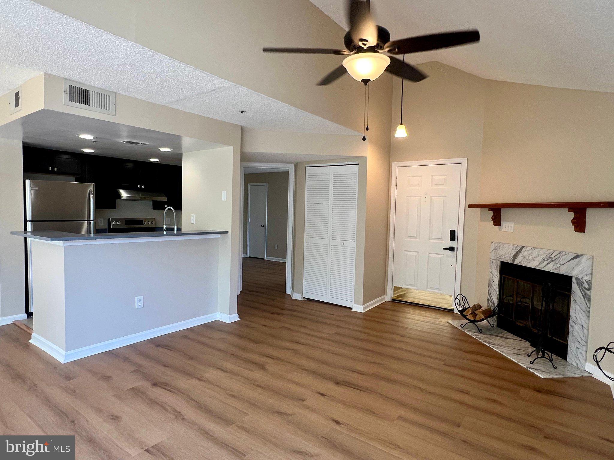 VISTAS AT LAUREL LAKES - Residential