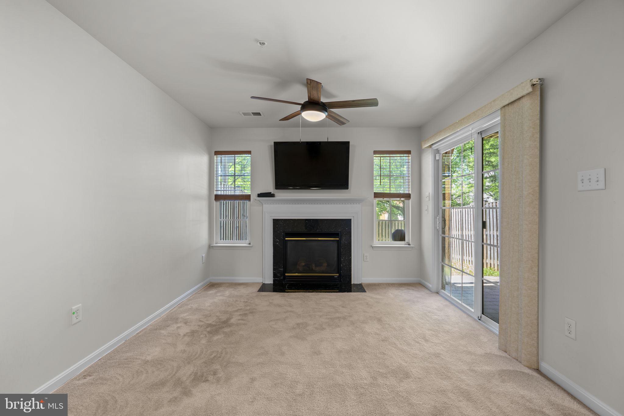 PINEY ORCHARD - Residential