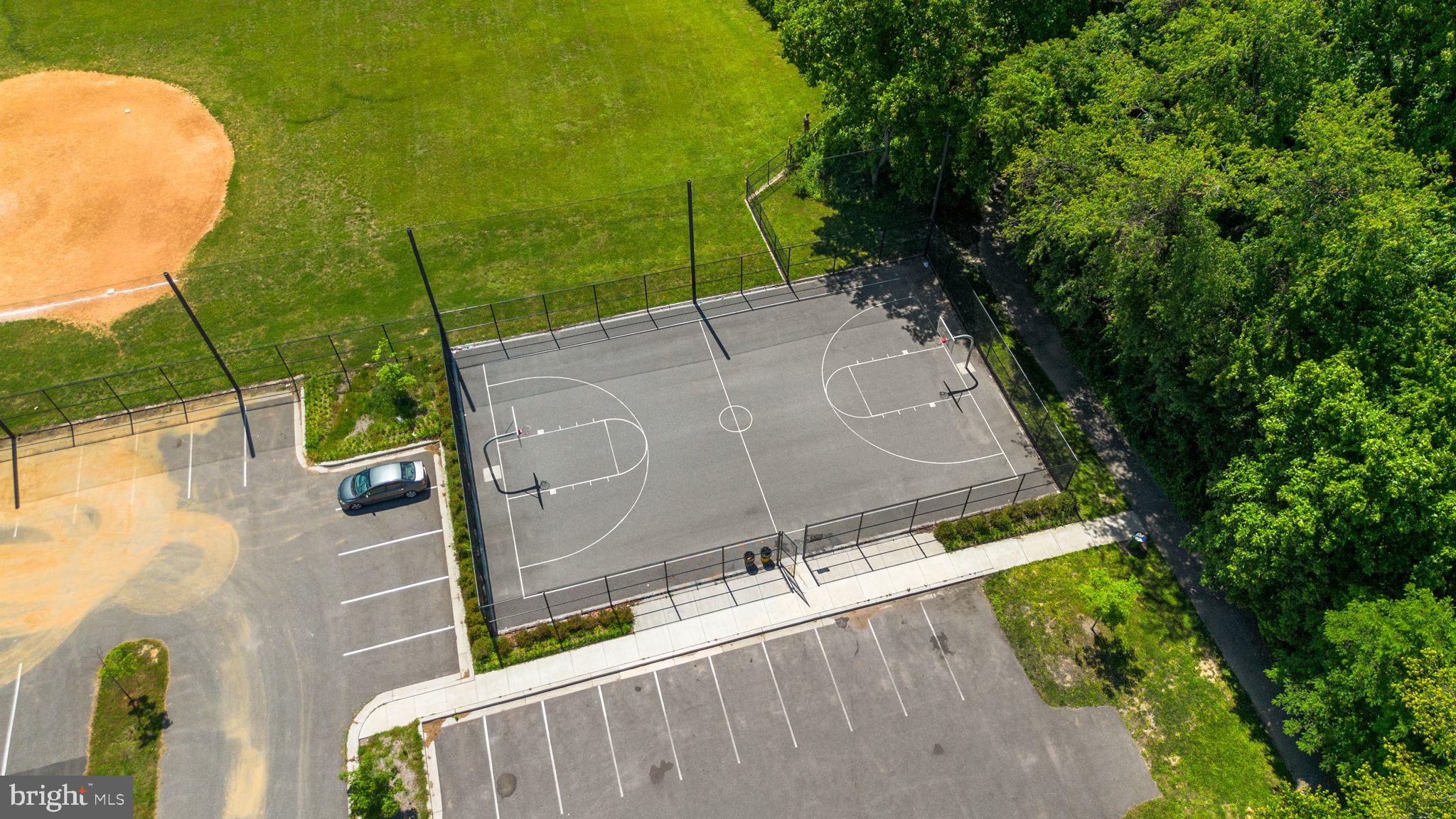 PINEY ORCHARD - Residential