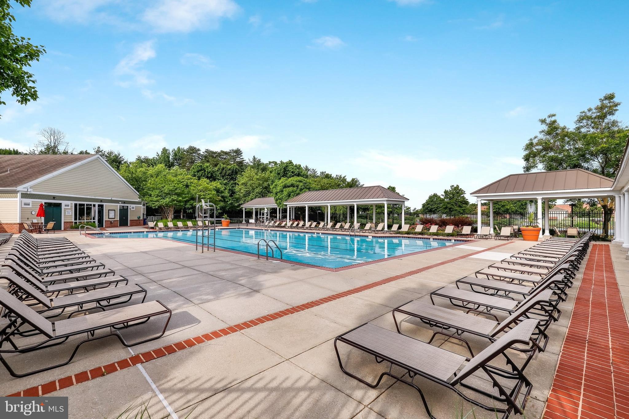 PINEY ORCHARD - Residential