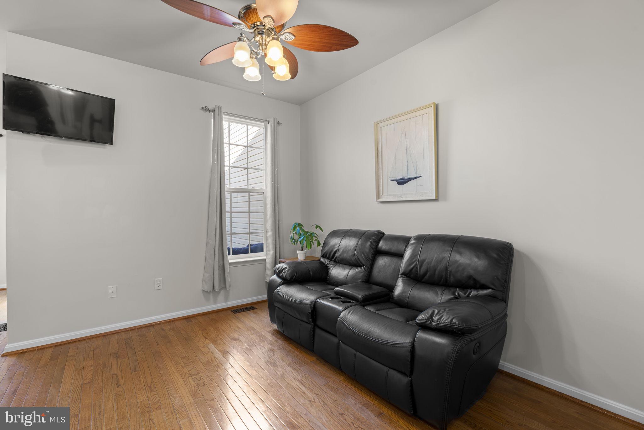 PINEY ORCHARD - Residential