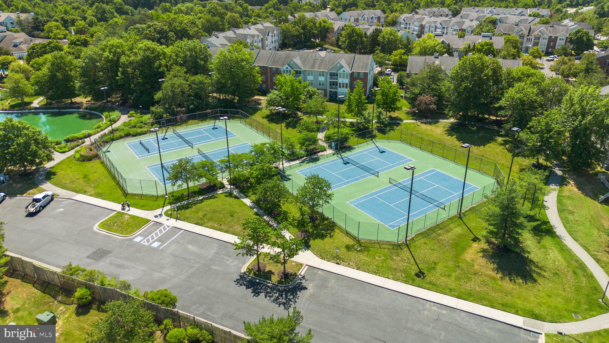 PINEY ORCHARD - Residential